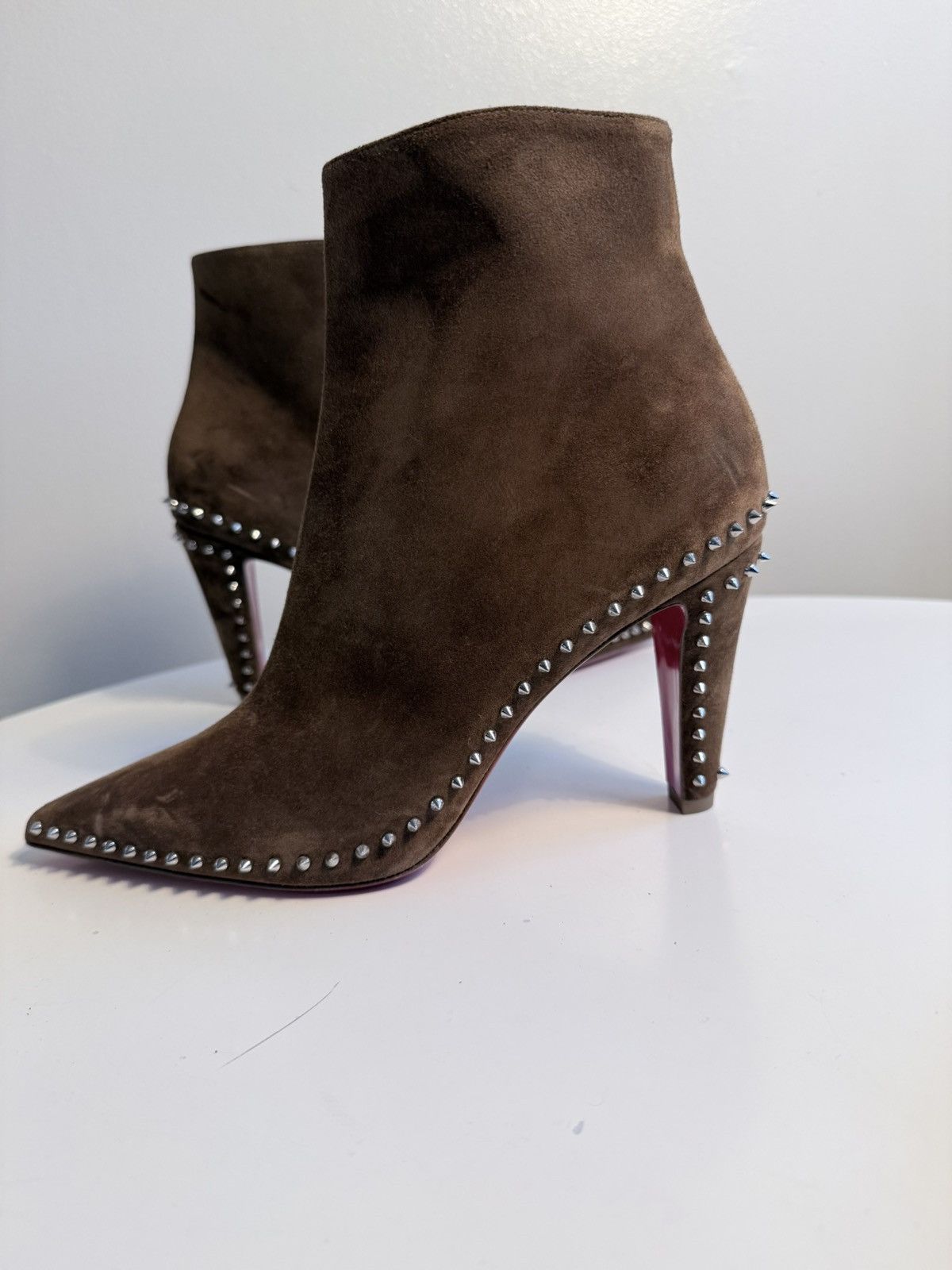 Christian Louboutin NEW UNWORN LOUBOUTIN Vidura studded suede ankle boots flaws Size US 10 / IT 40 - 9 Thumbnail