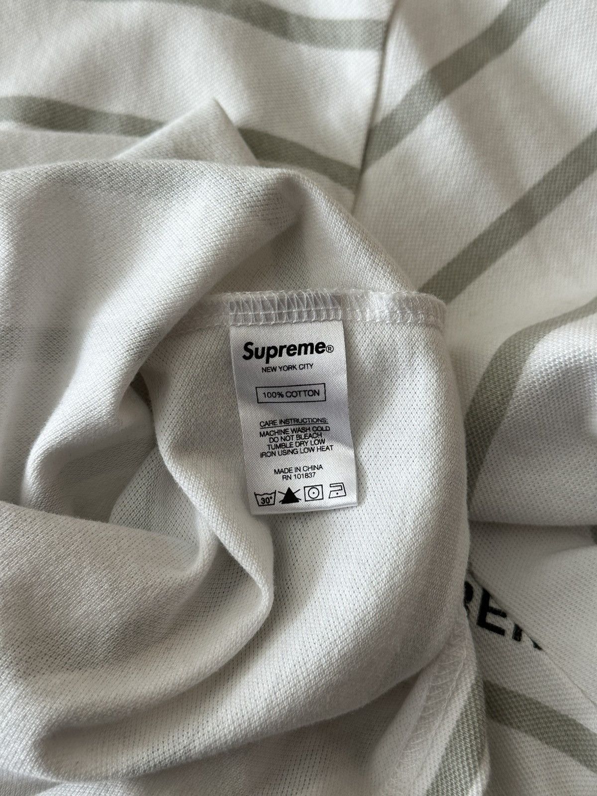 Supreme Supreme Printed Stripe Pique L/S White XL Size US XL / EU 56 / 4 - 5 Thumbnail