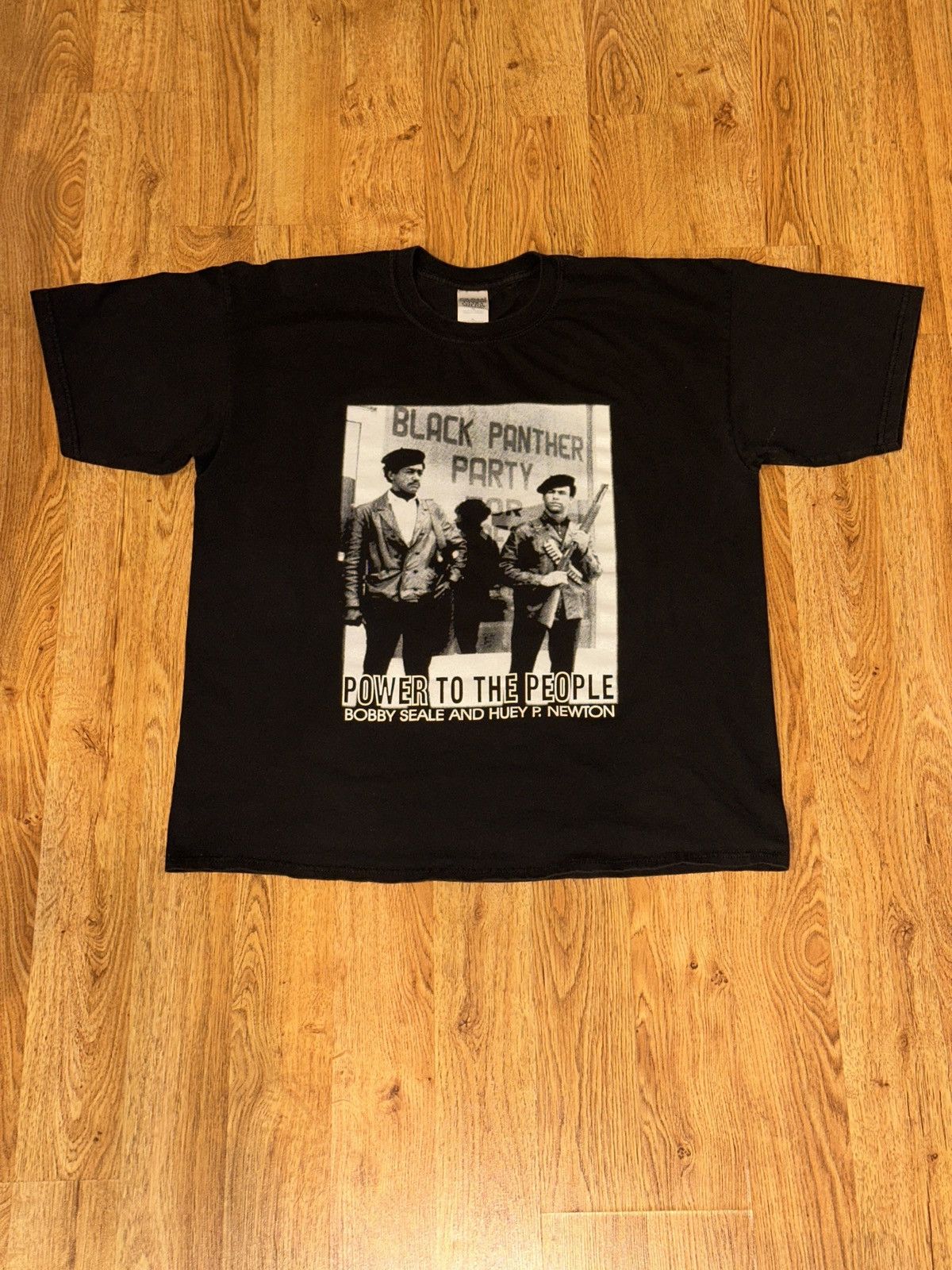 Gildan VTG Black Panther Party POWER TO THE PEOPLE Tee XL Size US XL / EU 56 / 4 - 1 Thumbnail