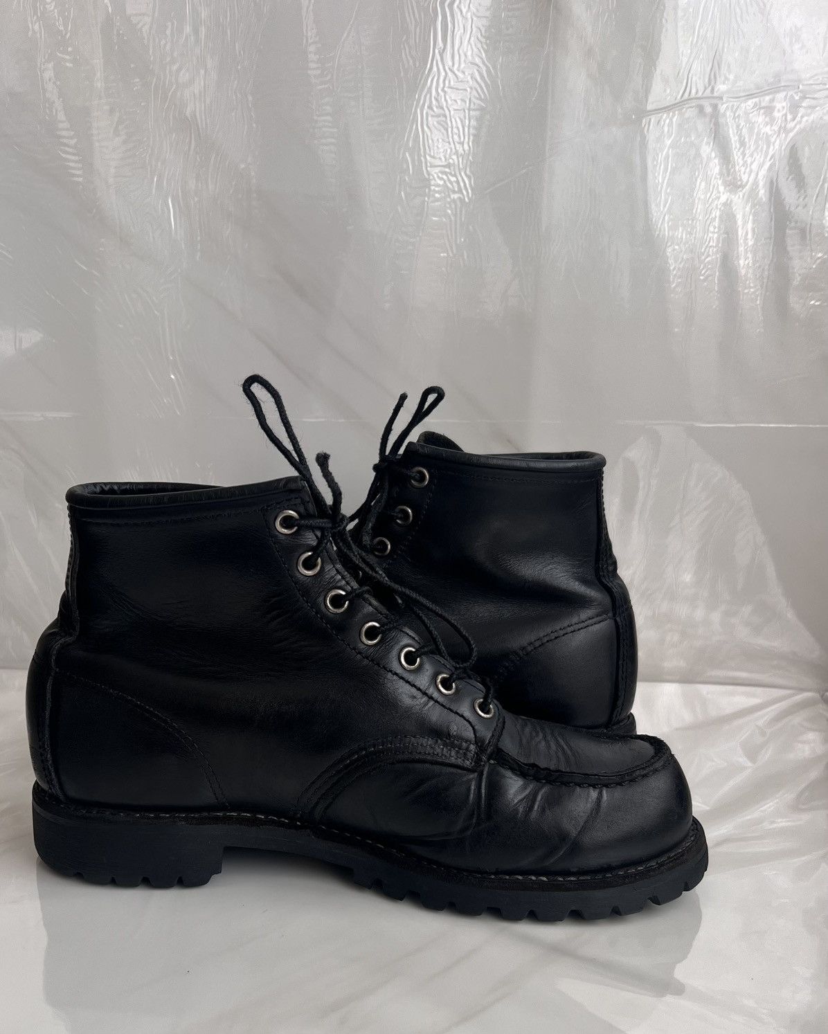 Red Wing Red wing #8130 classic moc toe black leather boot size 8 D Size US 8 / EU 41 - 6 Thumbnail