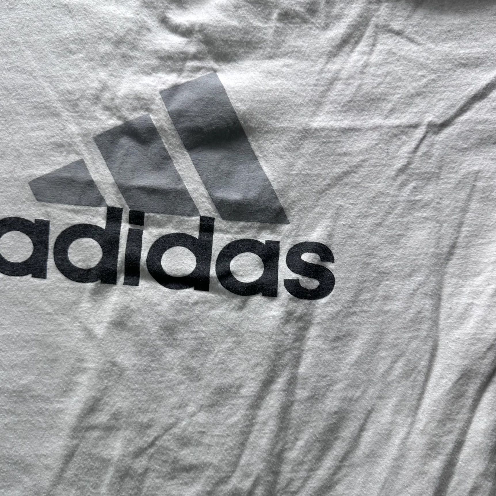 Adidas VINTAGE Adidas Shirt Mens Large White Big Logo Graphic Tee T-Shirt Sports y2k Size US L / EU 52-54 / 3 - 2 Thumbnail