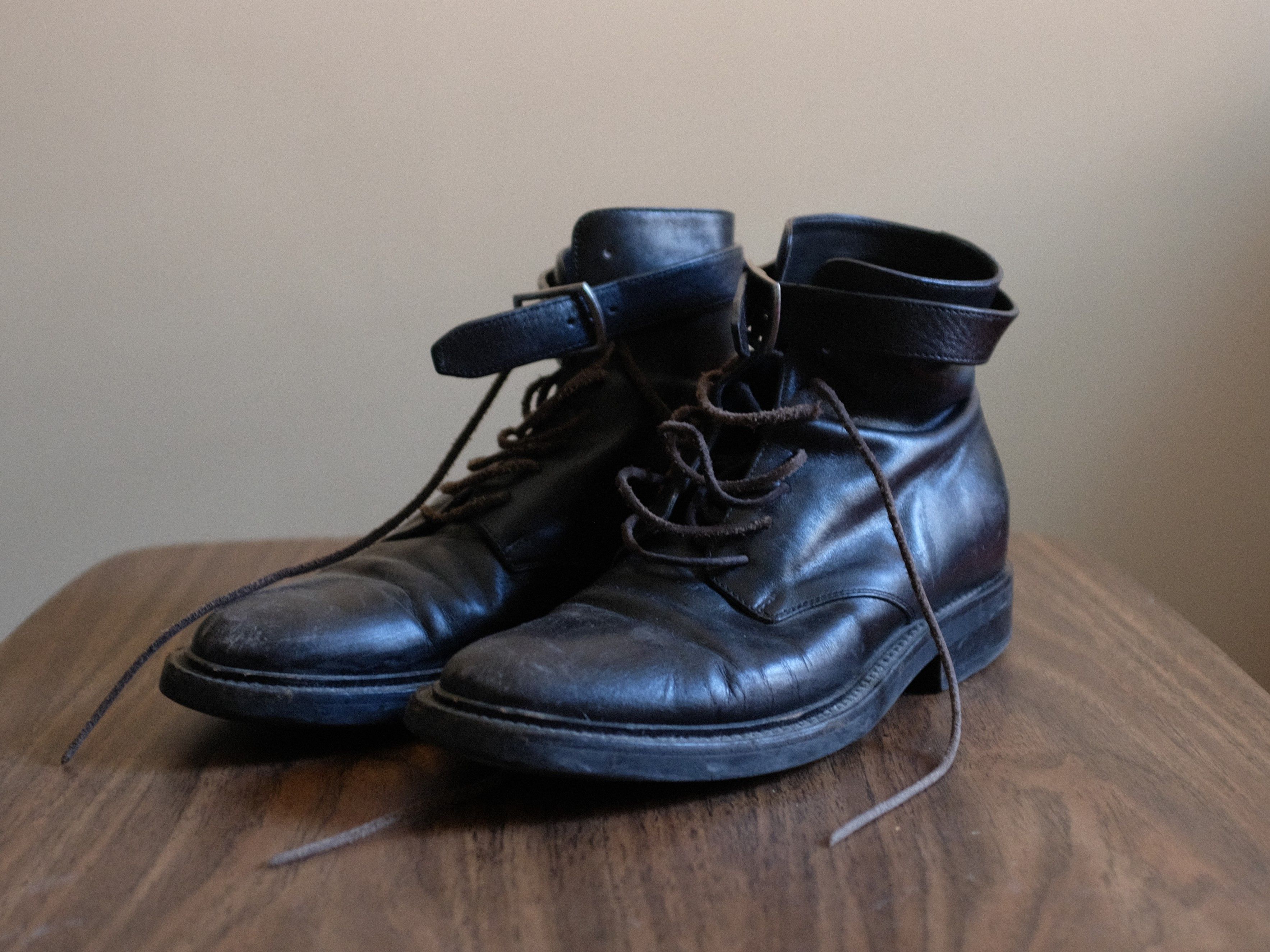 Saint Laurent Paris SAINT LAURENT Size 8 Black Leather Ankle Strap Boots Size US 8 / EU 41 - 1 Thumbnail
