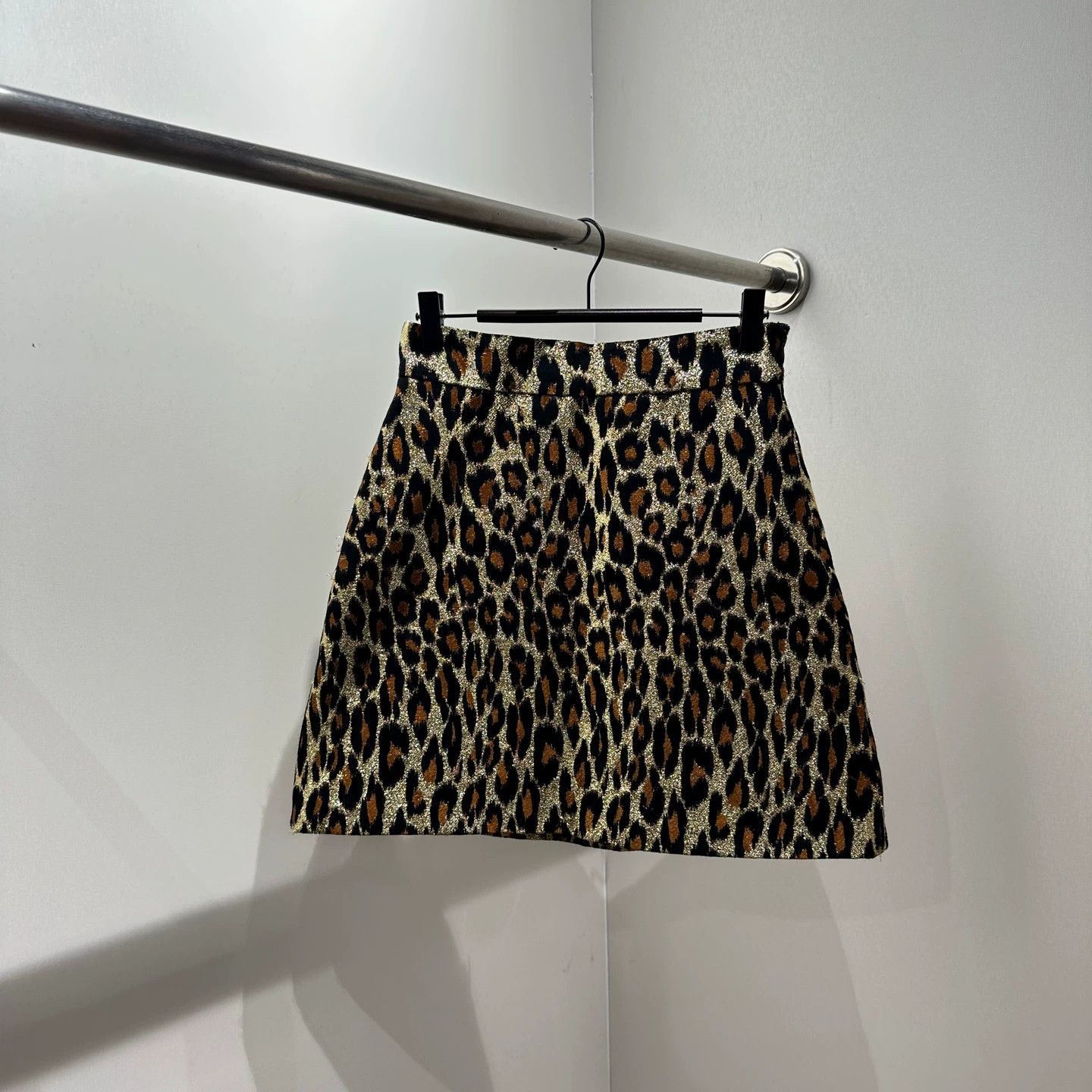 Miu Miu MIU MIU leopard print wool skirt 38 mar445 Size 26" / US 2 / IT 38 - 1 Thumbnail