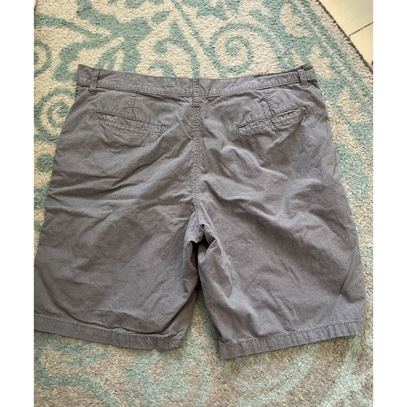 Faded Glory Faded Glory Gray Men's Shorts 100% Cotton Size 40 Size US 40 / EU 56 - 3 Thumbnail