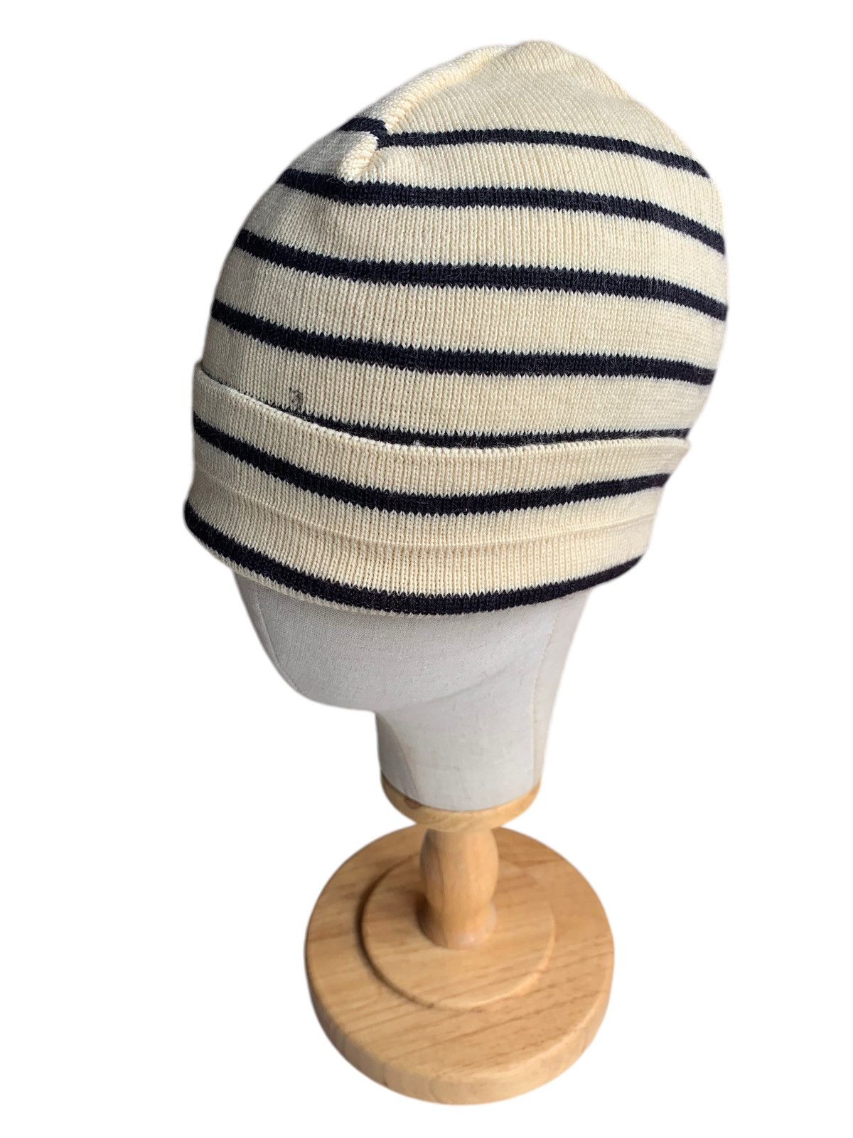 Vintage Knitted Made In France Winter session Rare Beanie Hats Size ONE SIZE - 5 Thumbnail