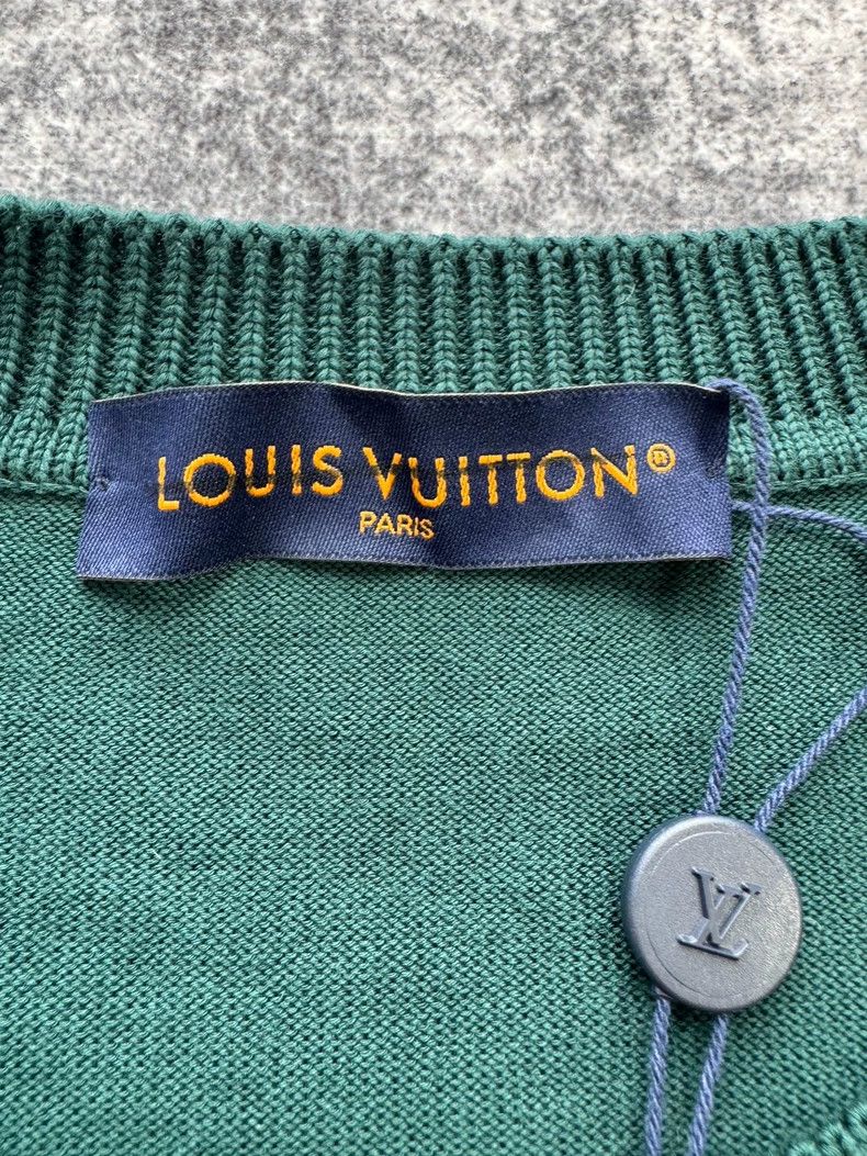 Louis Vuitton Louis Vuitton size 4l Black-green pin knit short sleeve Size US M / EU 48-50 / 2 - 3 Thumbnail