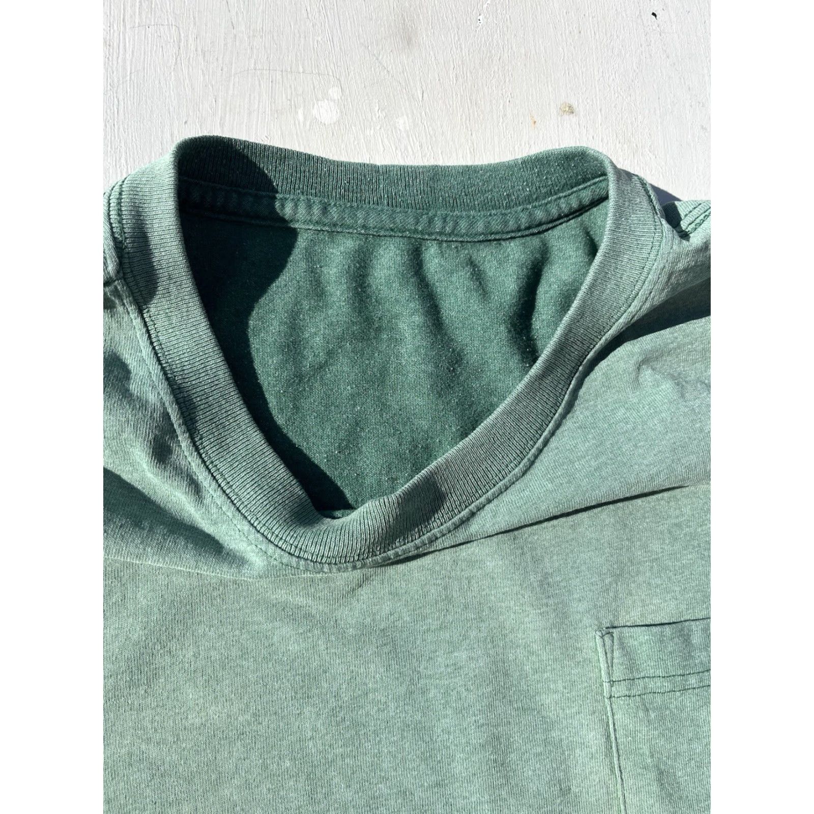 Carhartt Carhartt T-Shirt Green Logo Pocket XL Crew Loose Cotton Workwear Street Men Size US XL / EU 56 / 4 - 3 Thumbnail