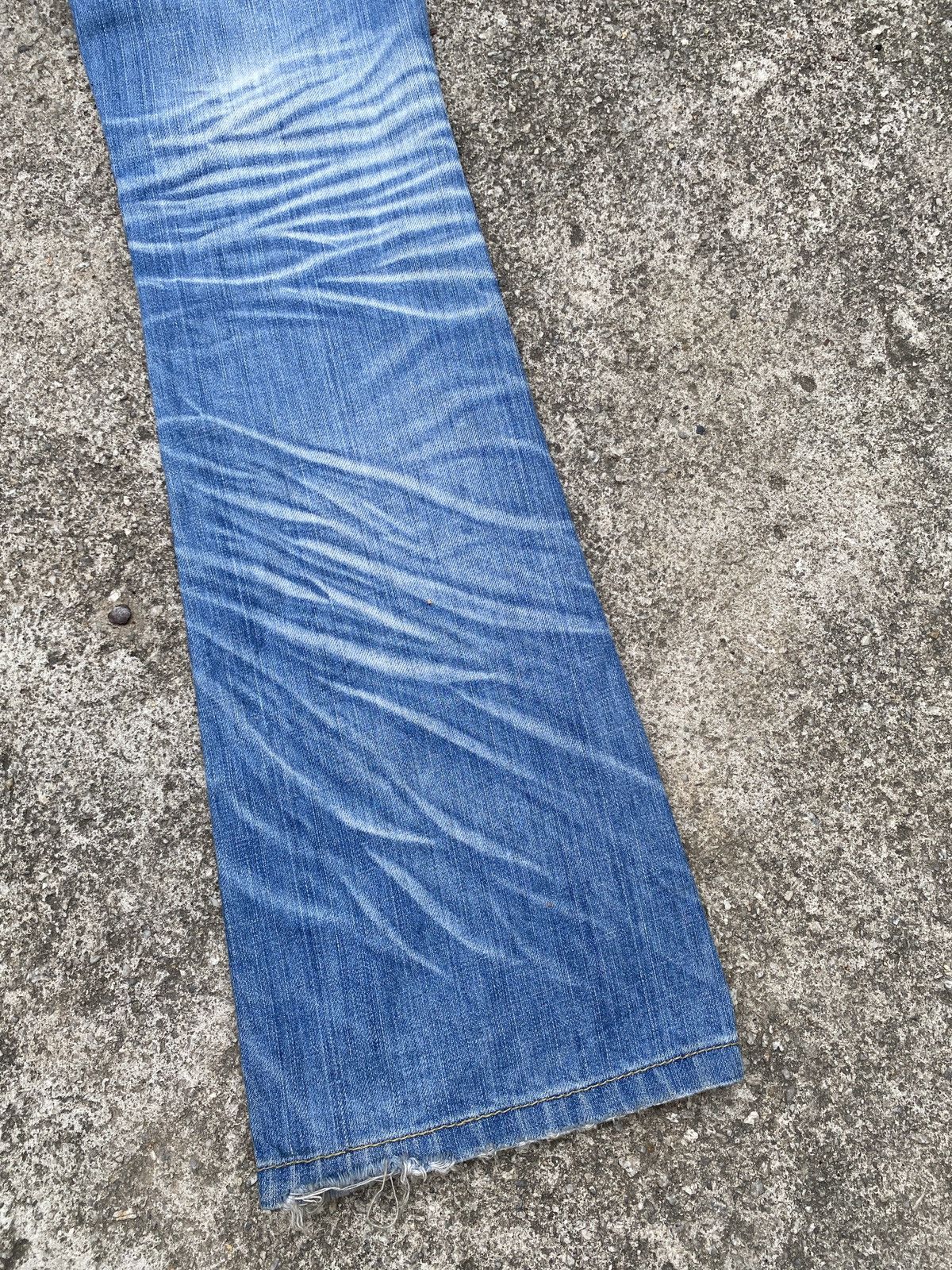 If Six Was Nine × Japanese Brand × Tornado Mart 1990s - Lolita Jeans Japan Claws Mark Washed Flare Denim Size US 29 - 12 Thumbnail
