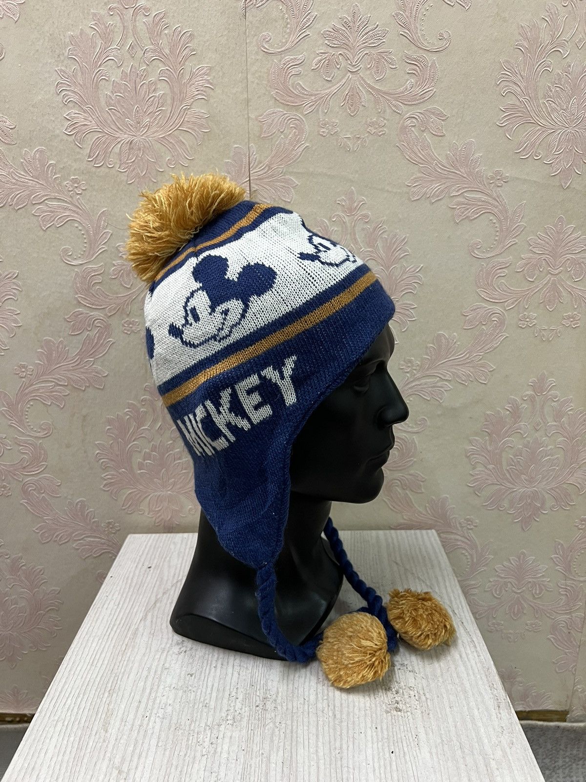 Disney Mickey Mouse Cartoon Beanie Hats Size ONE SIZE - 4 Thumbnail