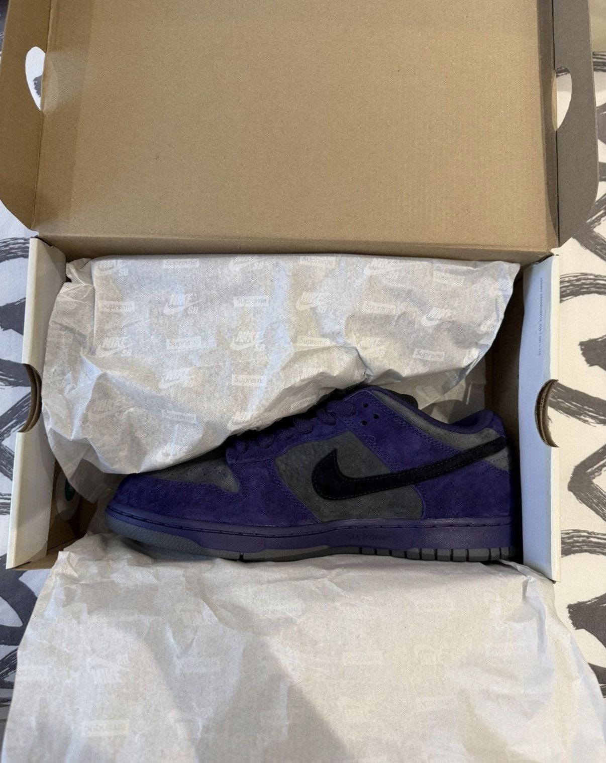 Nike × Supreme SUPREME NIKE LIMITED EU! Size US 8 / EU 41 - 17 Thumbnail