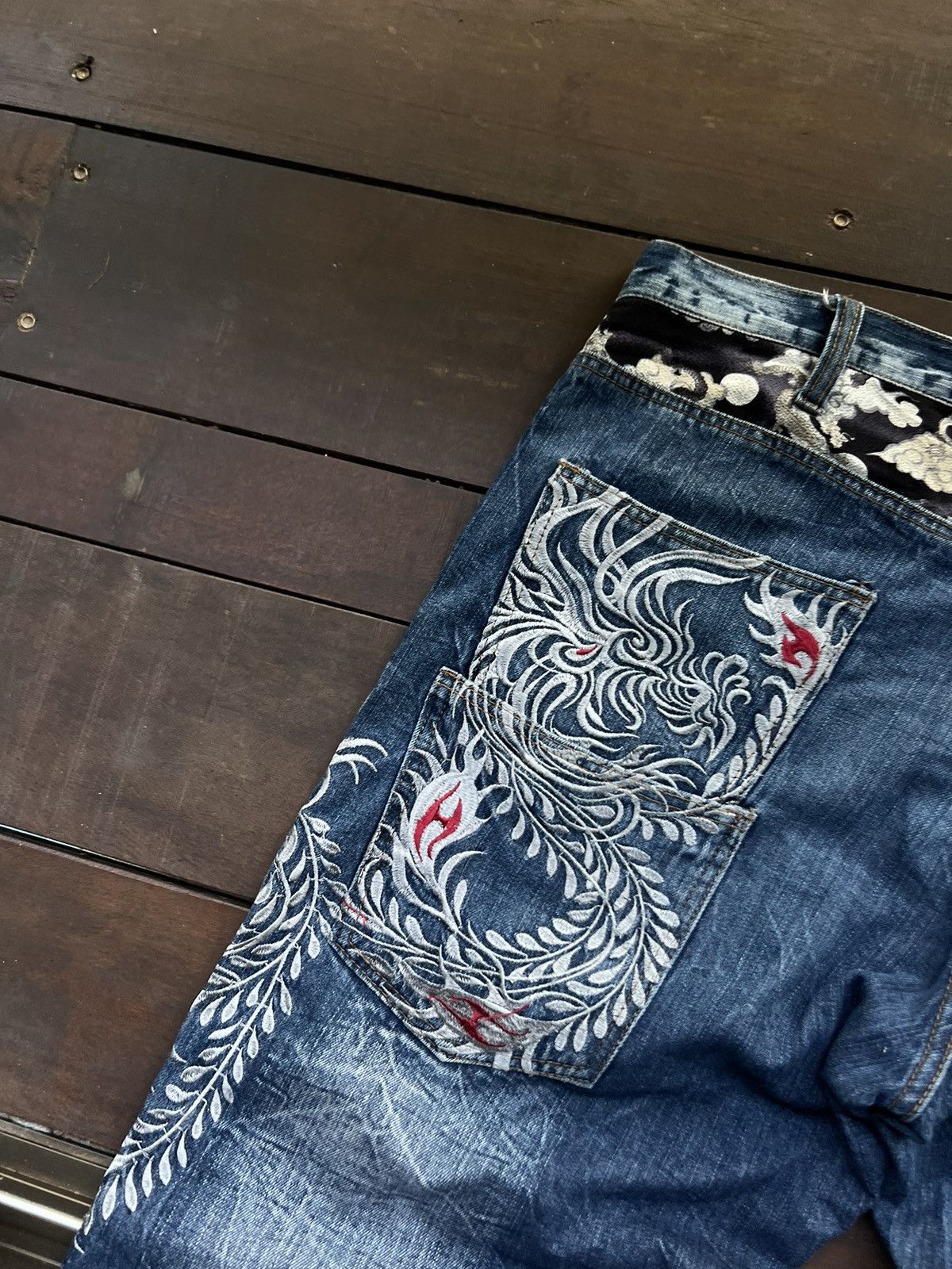 Karakuri Tamashii KARAKURI TAMASHII RARE JAPANESE BAGGY EMBROIDED JEANS Size US 40 / EU 56 - 5 Thumbnail