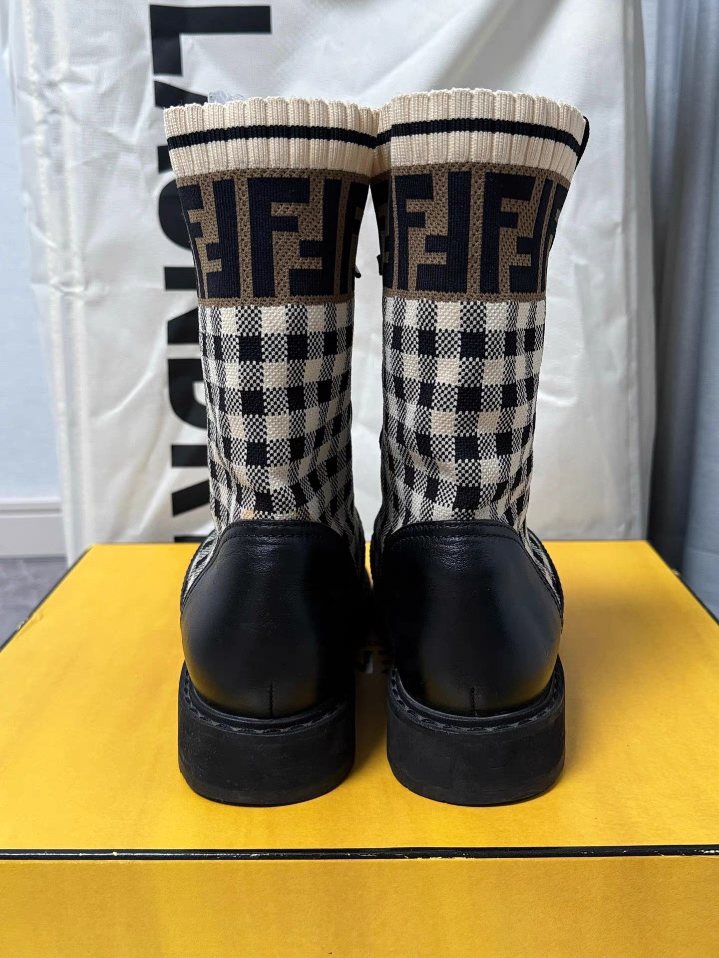 Fendi Fendi Black & White Checkered Jacquard Ankle Boots K6 Size US 6 / IT 36 - 4 Thumbnail