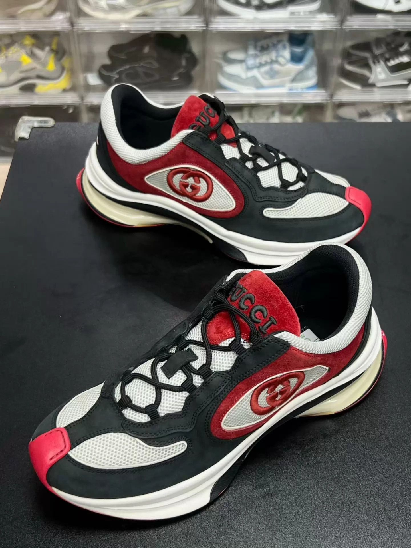 Gucci GUCCI Run Sneaker Black Red 40.5 - Worn 2-3 Times, Near Mint Size US 7.5 / EU 40-41 - 1 Thumbnail