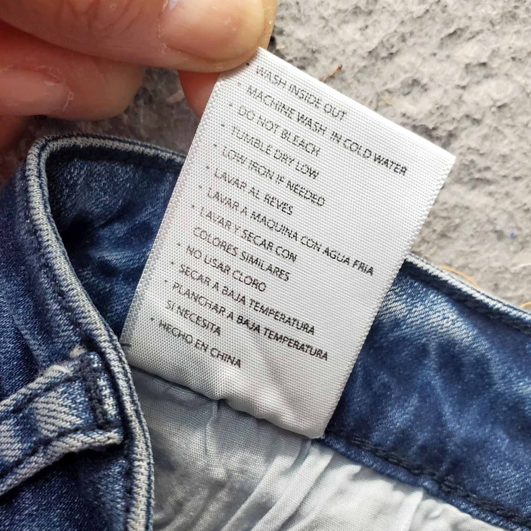 Vintage KanCan Jeans Shorts Womens Size 9/28 Blue Denim 5-Pocket Design Cuffed Hem, Jean Shorts, Denim, Size 9, 28W, Blue, 2.25 Inseam, 5-Pocket Size 30" / US 8 / IT 44 - 7 Thumbnail