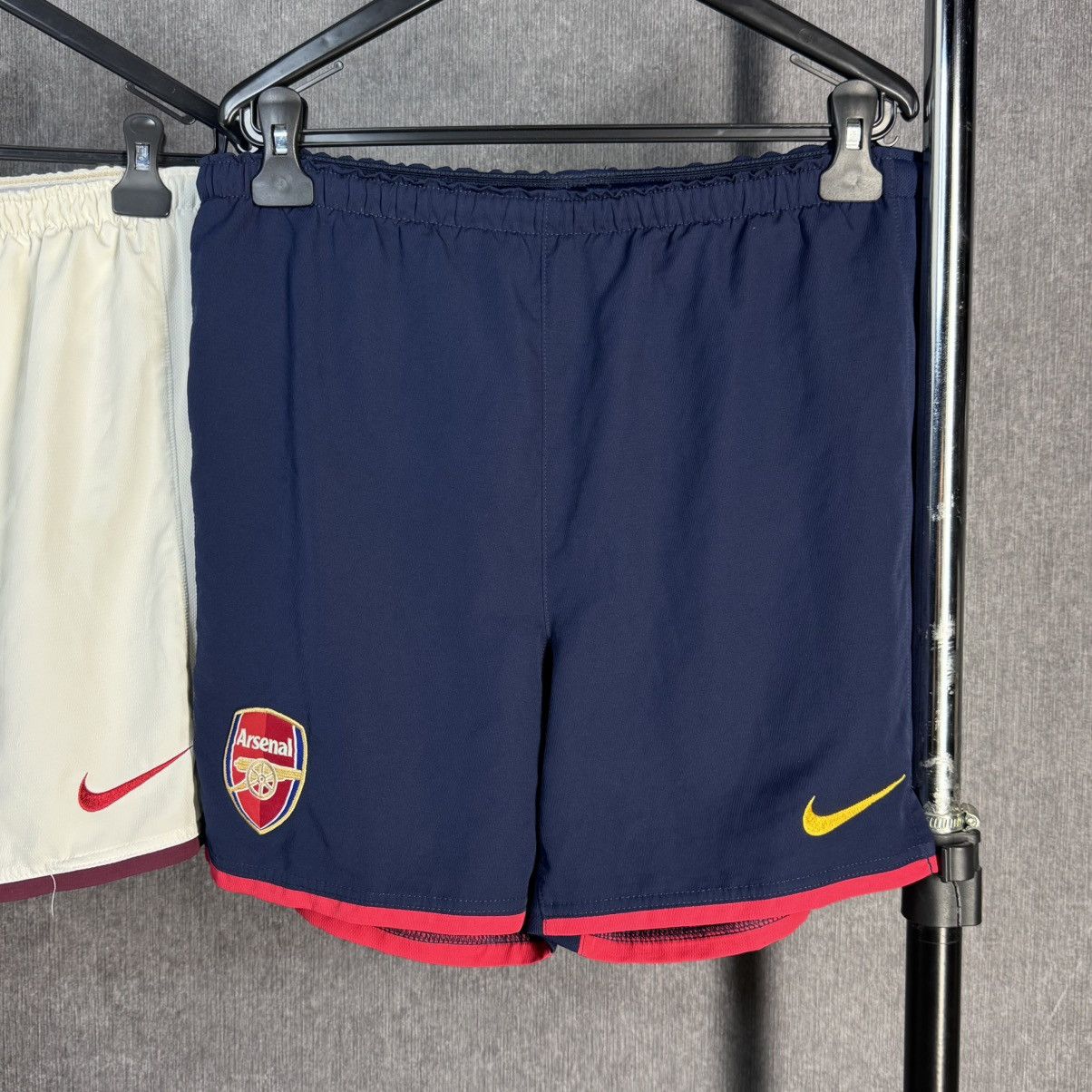 Nike x2 Vintage Nike soccer shorts Arsenal logo size S blue/white Size US 30 / EU 46 - 2 Thumbnail
