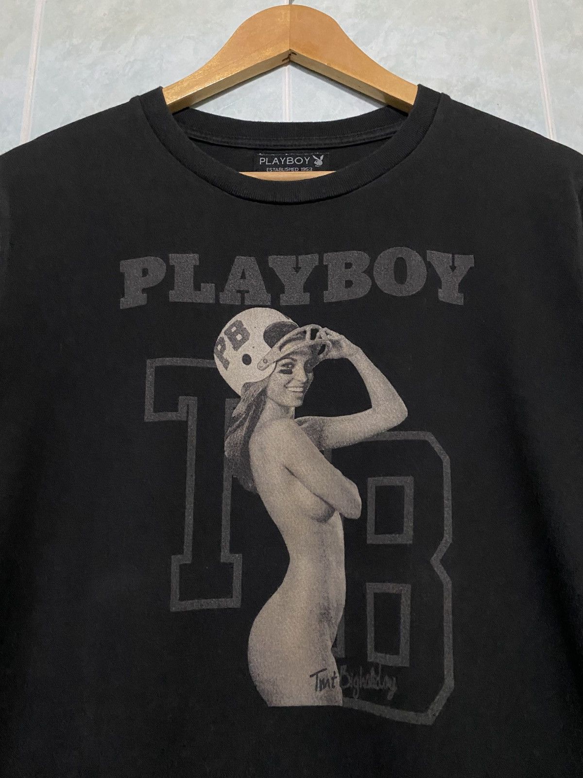 Japanese Brand × Playboy PLAYBOY Japan Tmt Bigholiday Sexy Model Tshirt Size US M / EU 48-50 / 2 - 2 Thumbnail