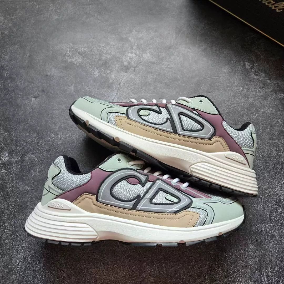 Dior Dior White Lowtop Sneakers 30 Women Size US 8 / IT 38 - 1 Thumbnail