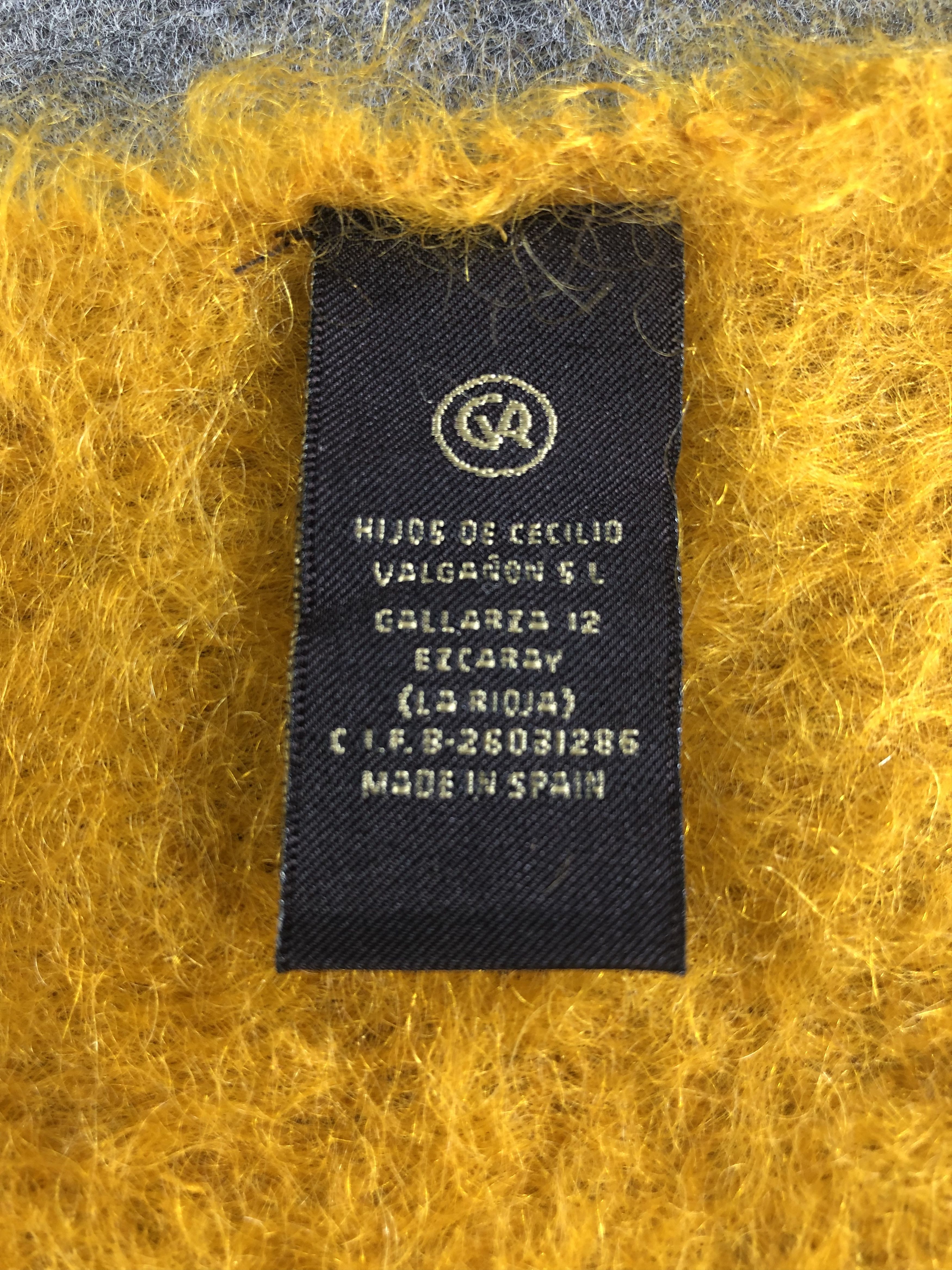 Vintage GR CRAZY Yellow Mohair Scarf / Muffler / Neckwear Size ONE SIZE - 5 Thumbnail