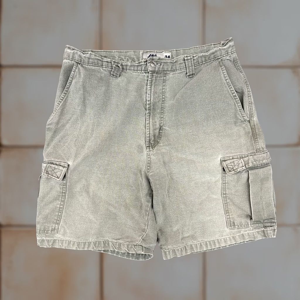 No Fear VINTAGE No Fear Cargo Shorts Men’s 34 Green Canvas 90s Y2K Skater Size US 34 / EU 50 - 1 Thumbnail