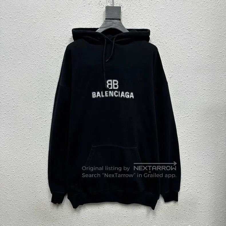 Balenciaga Balenciaga Mosaic BB Print Hoodie. Size US S / EU 44-46 / 1 - 1 Thumbnail