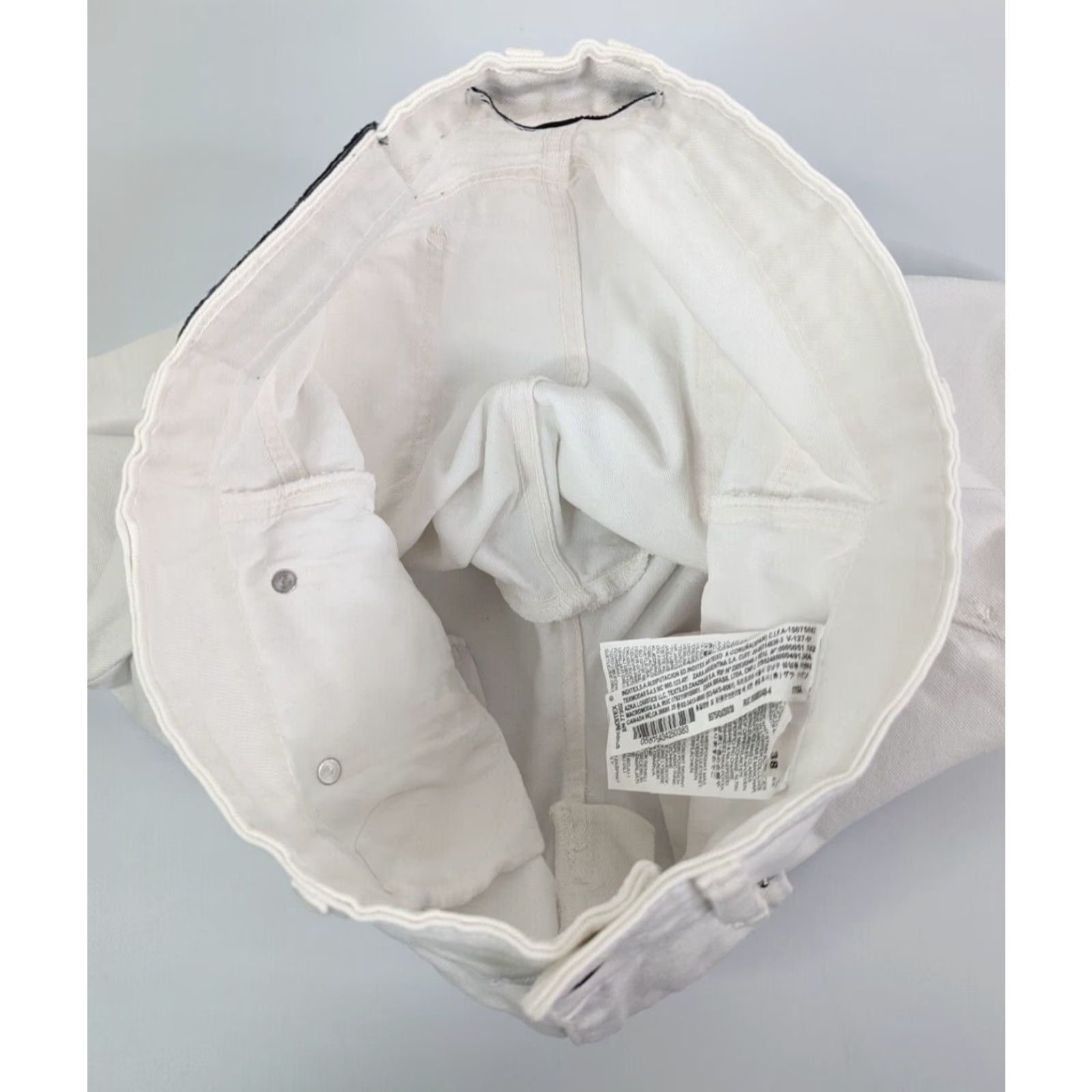 Zara Zara Jeans Shorts Men’s 30 White Denim Flat Front Cotton 5-Pocket Regular Front Zip Button Logo Embroidered Size US 30 / EU 46 - 6 Thumbnail