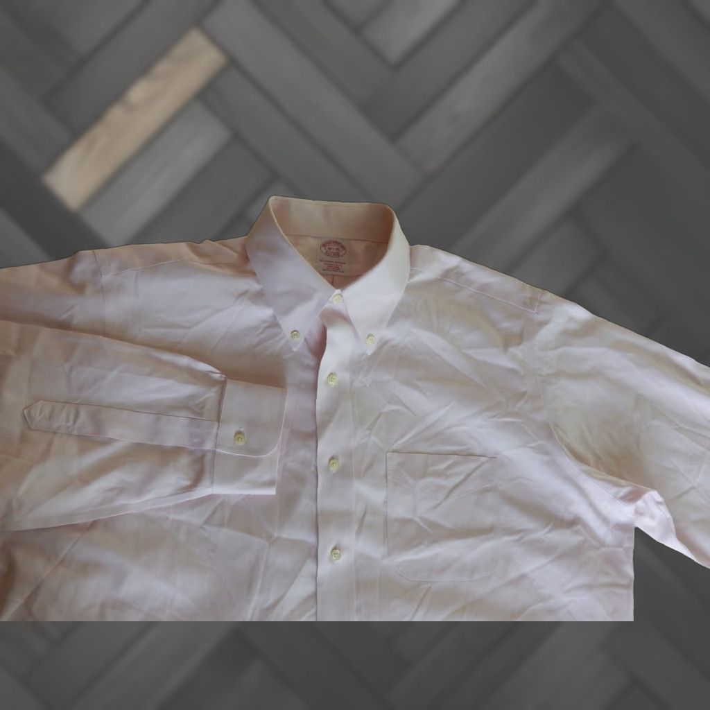 Brooks Brothers VINTAGE Brooks Brothers Dress Shirt Men’s Solid Pink Long Sleeve Size 16.5-35 Cotton Size 42R - 1 Thumbnail