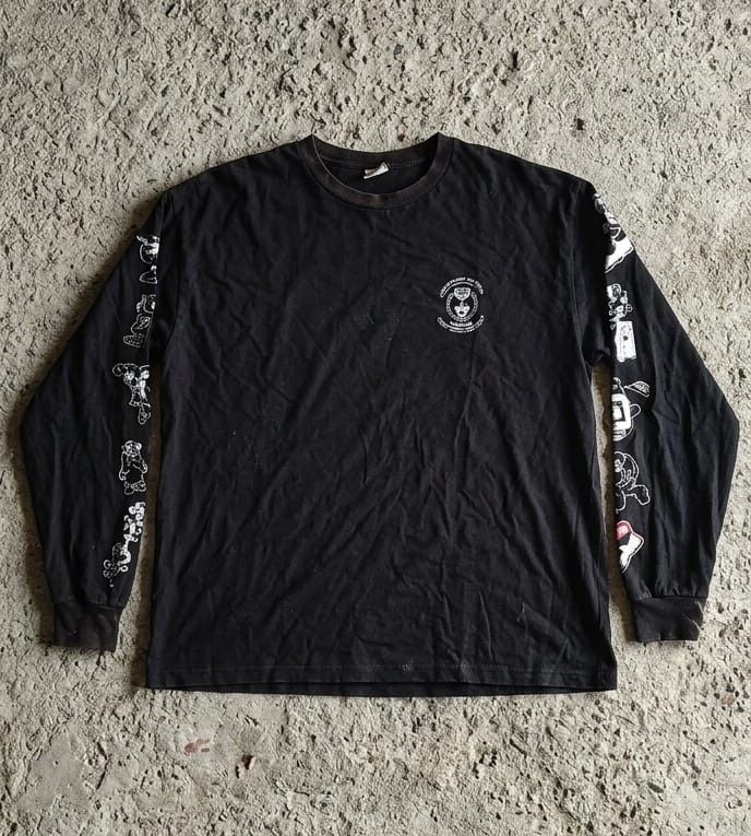 Anime RARE🔥90s Crayon Shin Chan 🇯🇵 Graphics Distressed Shirt Size US L / EU 52-54 / 3 - 1 Thumbnail
