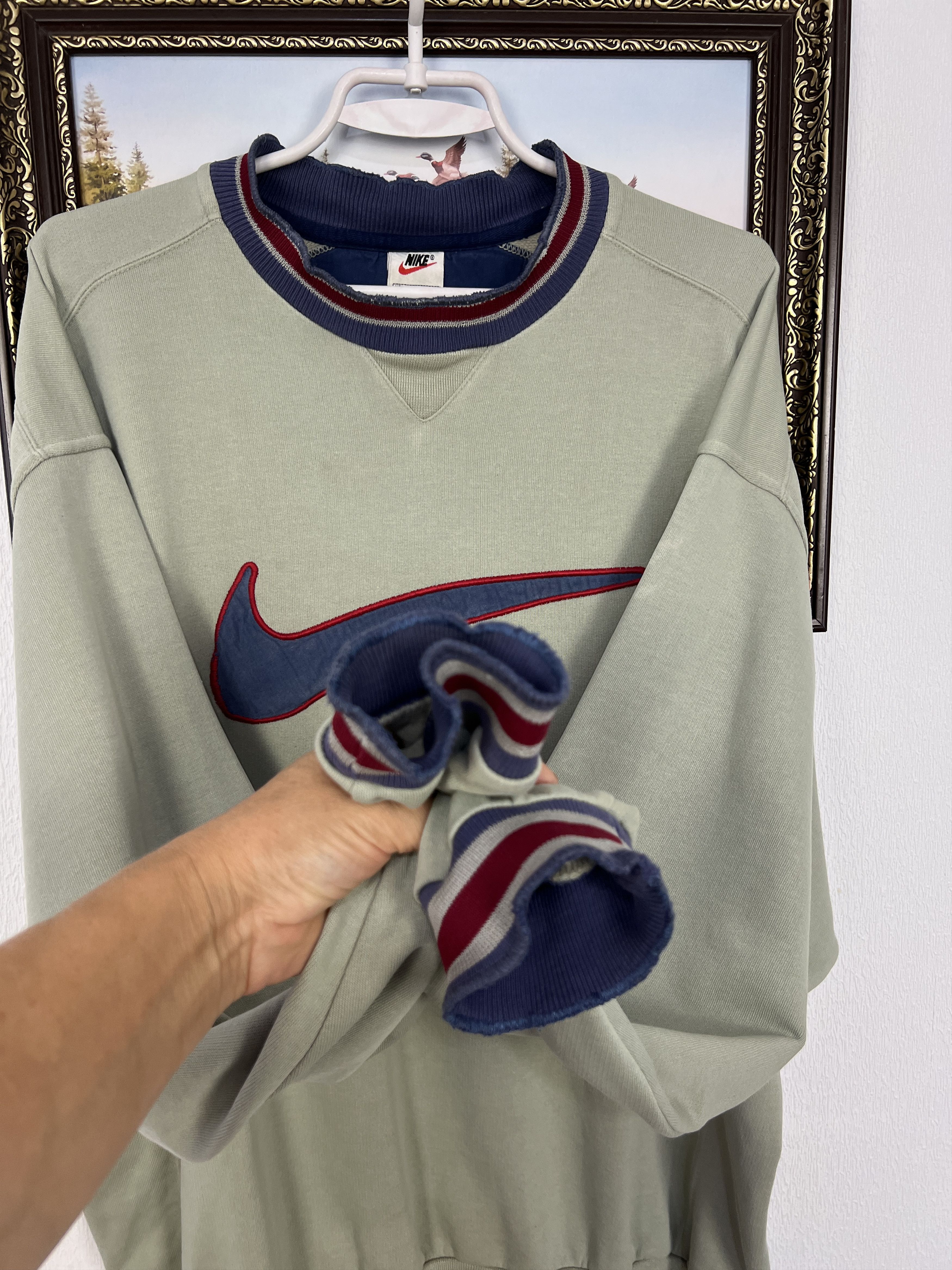 Nike Vintage 90's Nike Sweatshirt Big Swoosh Logo Center Mens Size US L / EU 52-54 / 3 - 6 Thumbnail