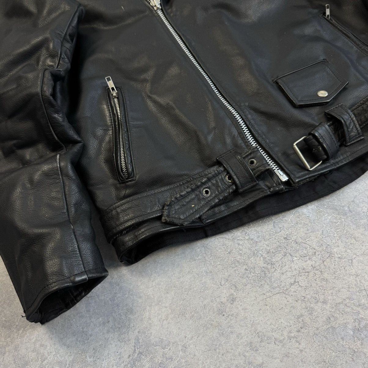 Vintage VINTAGE 90’s BLACK MOTORCYCLE LEATHER BIKER JACKET Size US L / EU 52-54 / 3 - 4 Thumbnail