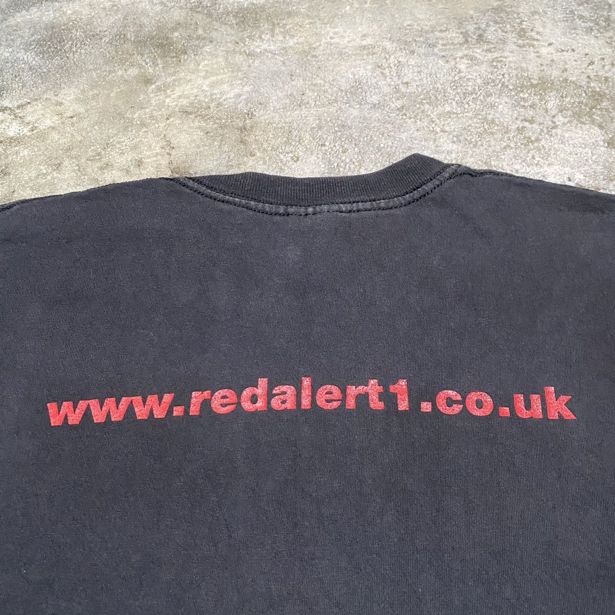 Vintage VINTAGE Y2K RED ALERT PROMO GAME TEE Size US M / EU 48-50 / 2 - 9 Thumbnail