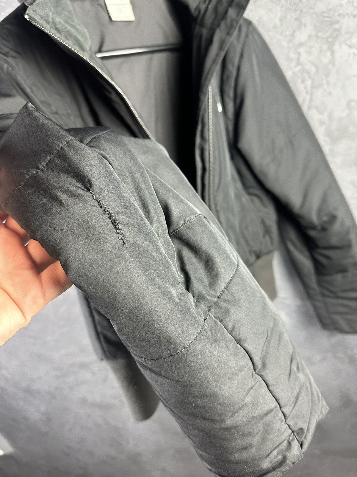 Nike × Vintage Nike Vintage 90s Small Logo Black Down Jacket Winter Puffer Size M / US 6-8 / IT 42-44 - 10 Thumbnail