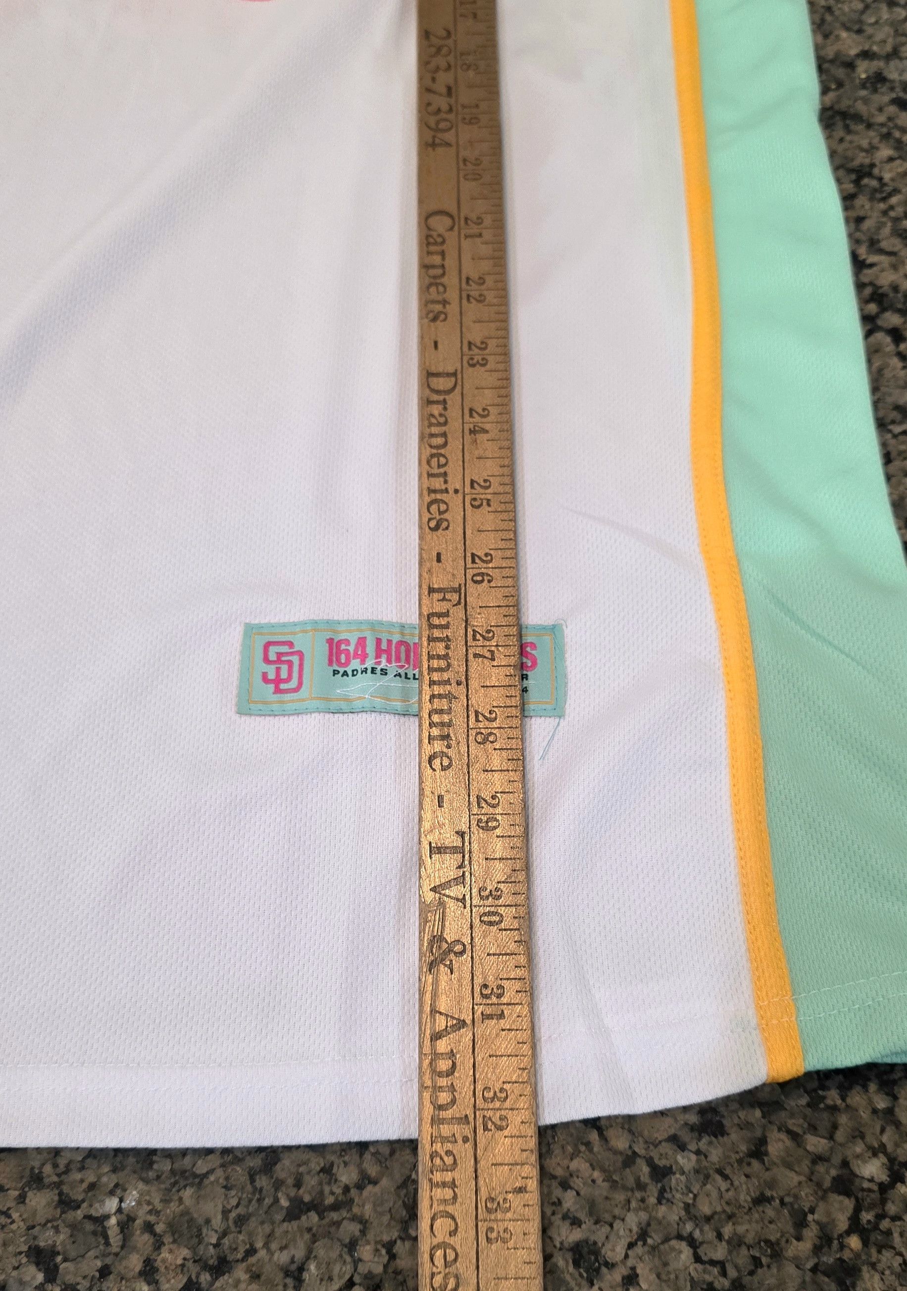 Other Manny Machado City Connect San Diego Padres Basketball Jerse Size US L / EU 52-54 / 3 - 9 Thumbnail
