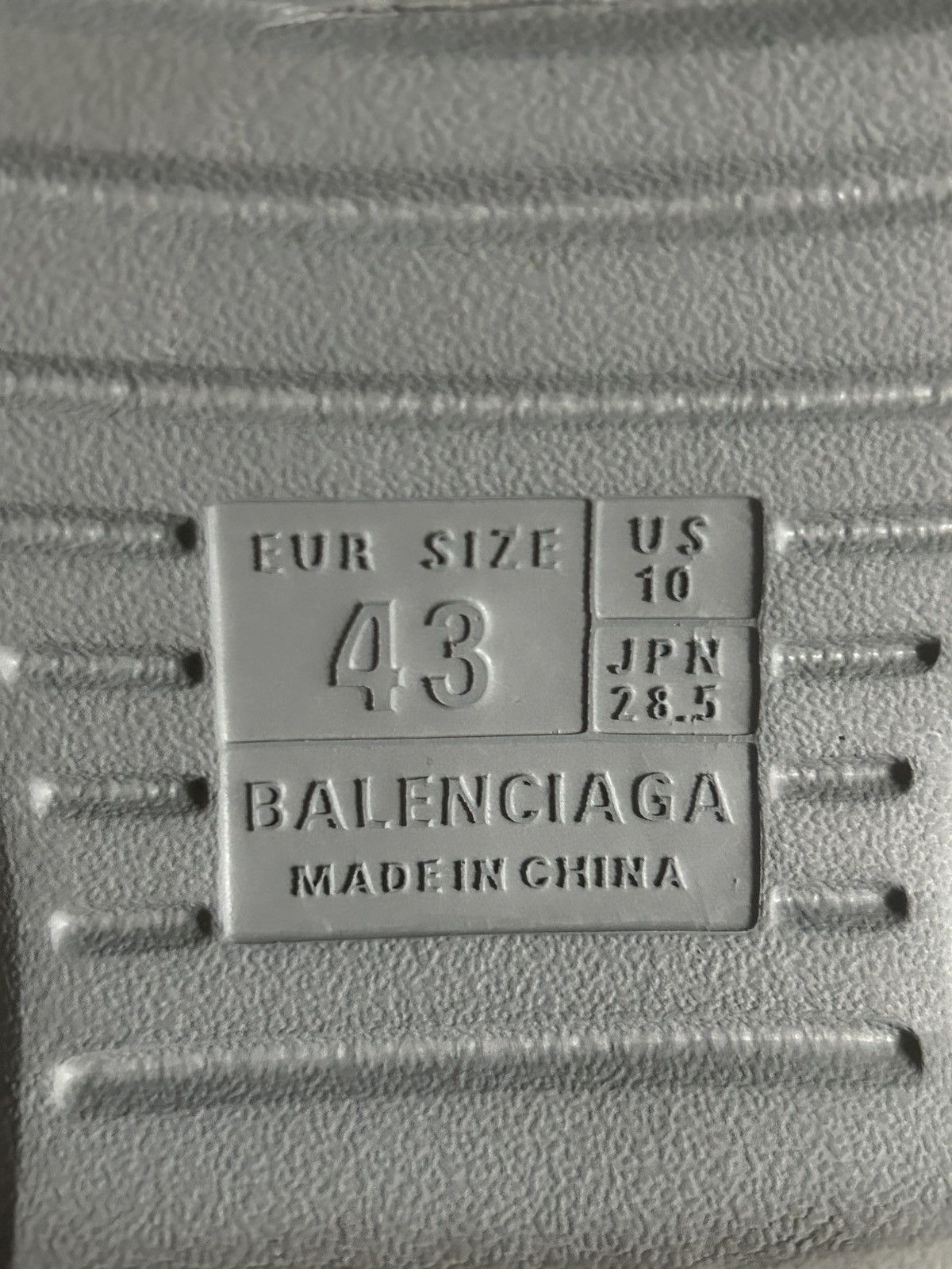 Balenciaga Balenciaga Mold Slip Ons Size US 10 / EU 43 - 7 Thumbnail