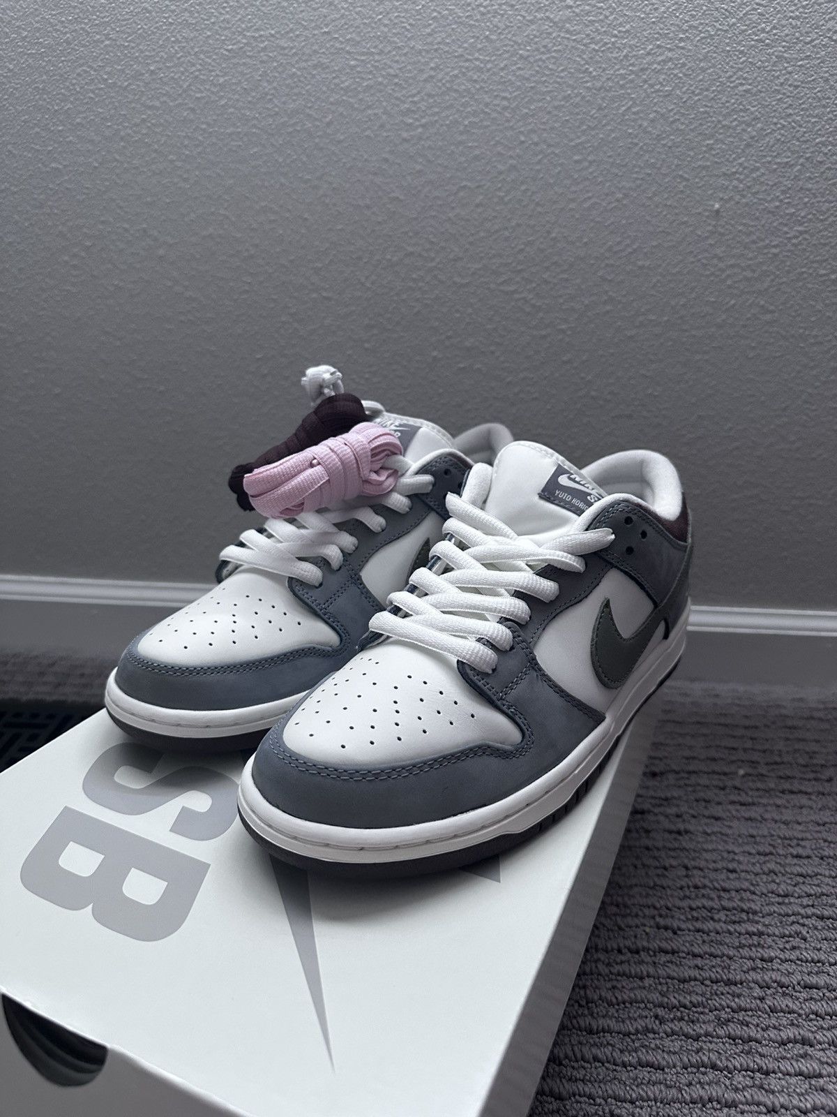 Nike Nike SB Dunk low pro QS Yuto Horigome Size US 9.5 / EU 42-43 - 5 Thumbnail