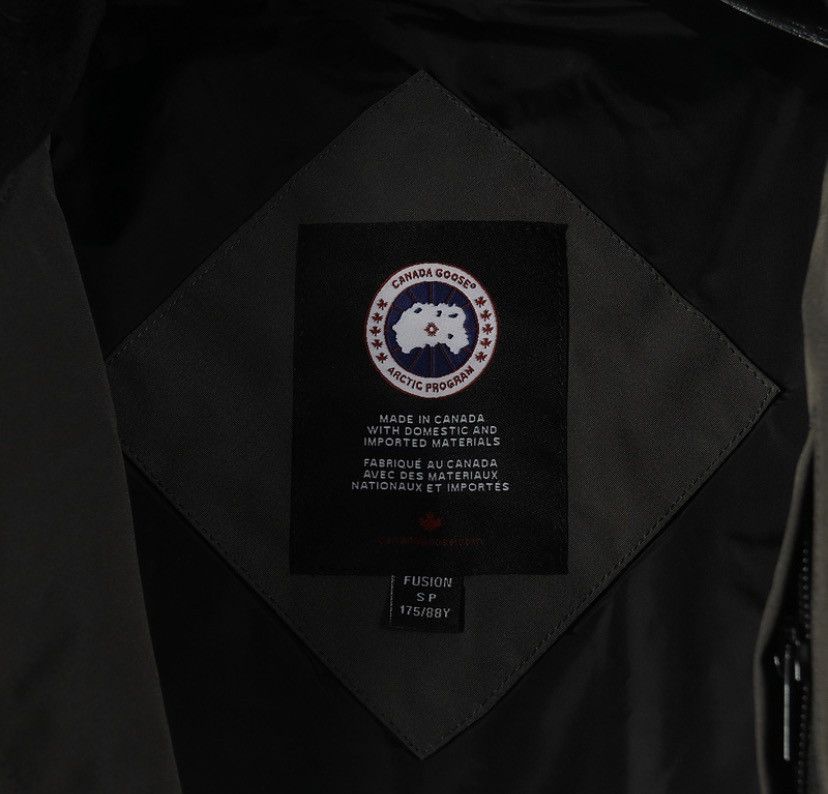 Canada Goose Canada goose sans manche Size US S / EU 44-46 / 1 - 7 Thumbnail