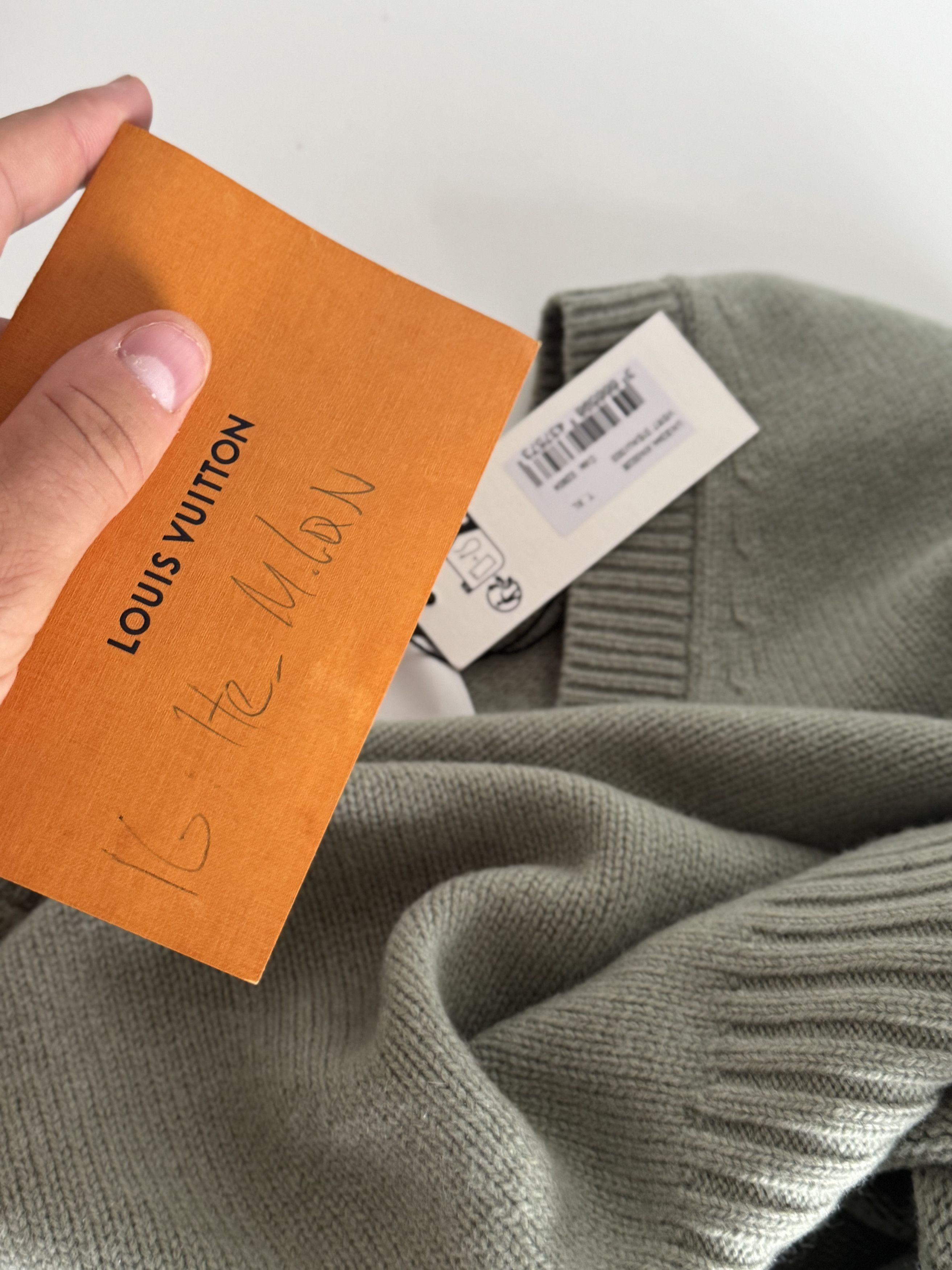 AMI AMI PARIS SWEATER | SIZE XL Size US XL / EU 56 / 4 - 8 Thumbnail
