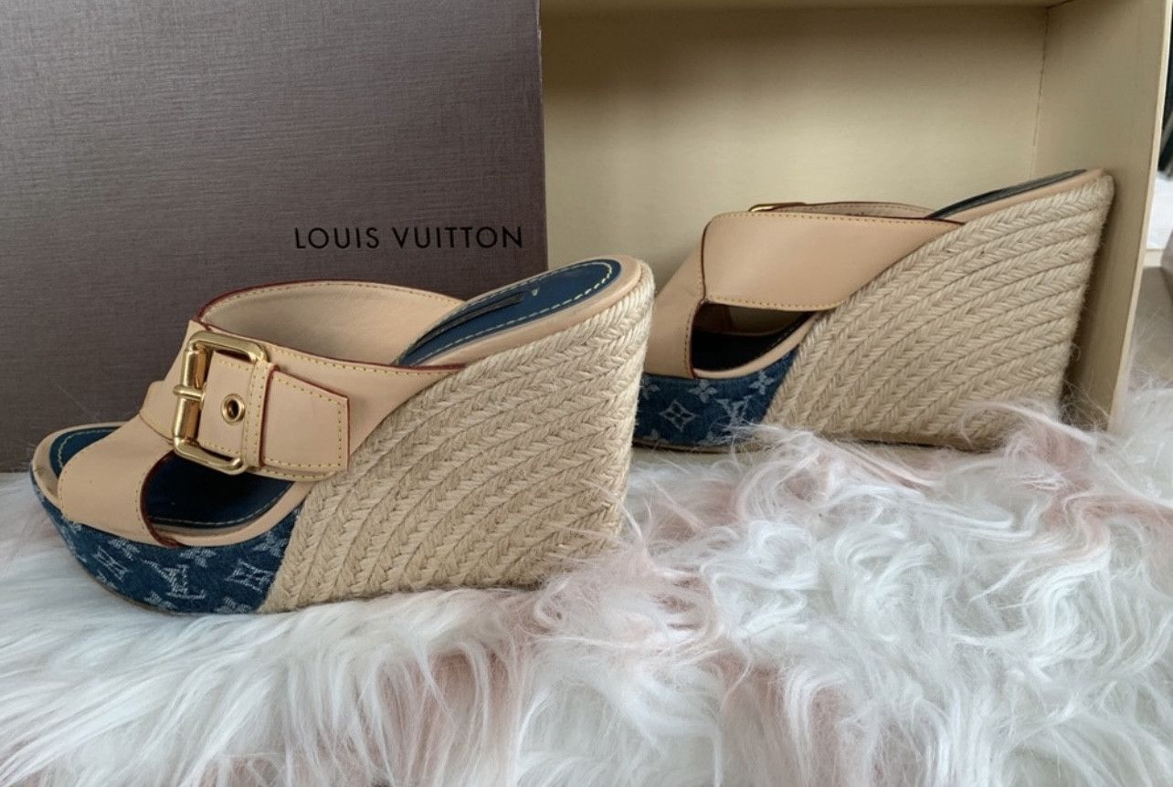 Louis Vuitton Louis Vuitton Blue Denim Monogram Espadrille Wedges Size US 8.5 / IT 38.5 - 4 Thumbnail