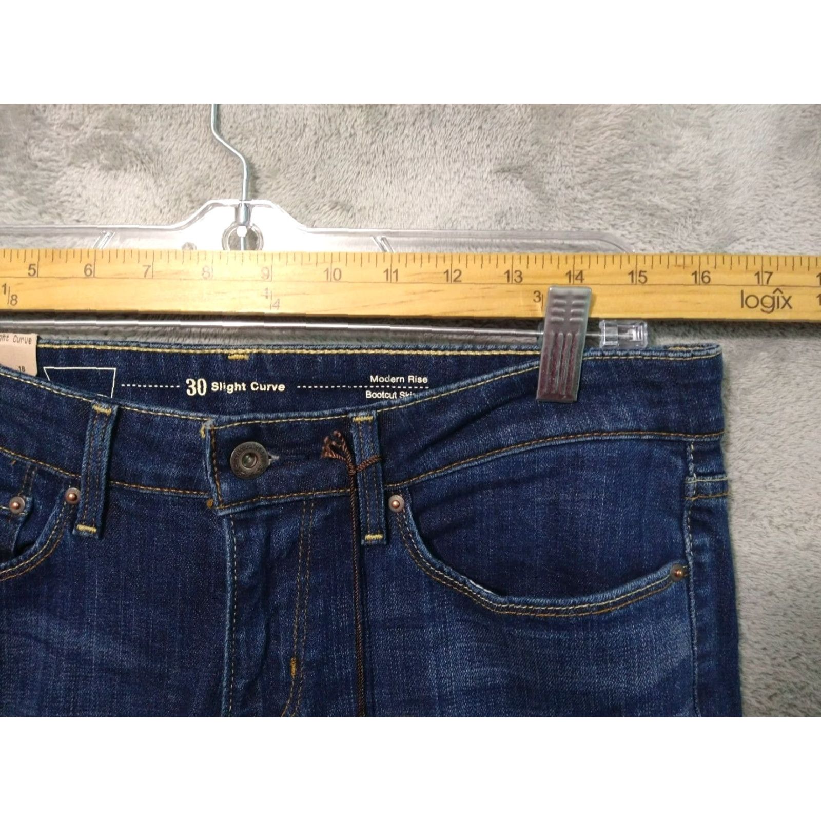 Levi's Levi's Jeans 30x32 Blue Denim Bootcut 5-Pocket Regular Rise Mid Womens Size 30" / US 8 / IT 44 - 3 Thumbnail