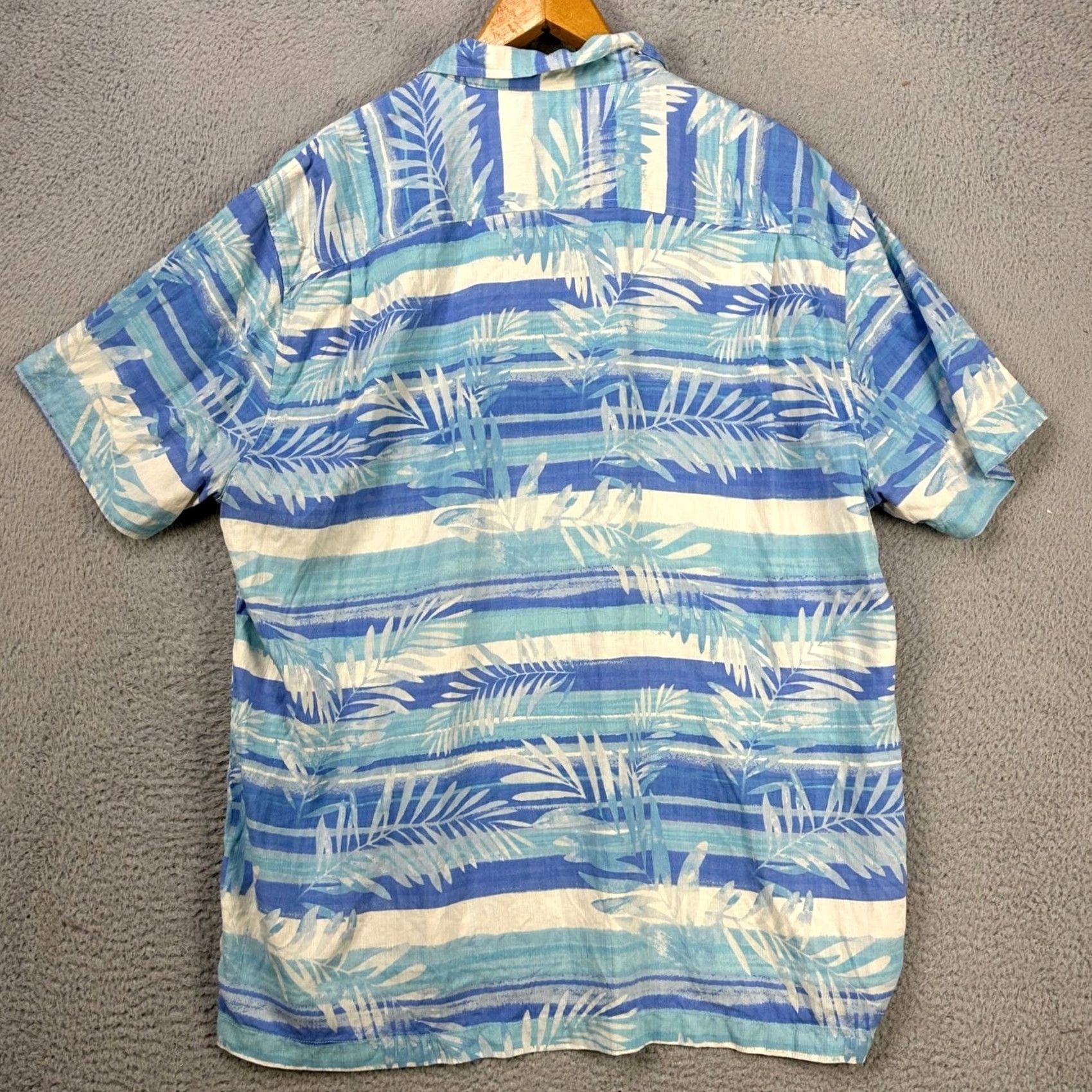 Tommy Bahama VINTAGE Tommy Bahama Shirt? (No, not vintage) Size US XXL / EU 58 / 5 - 3 Thumbnail