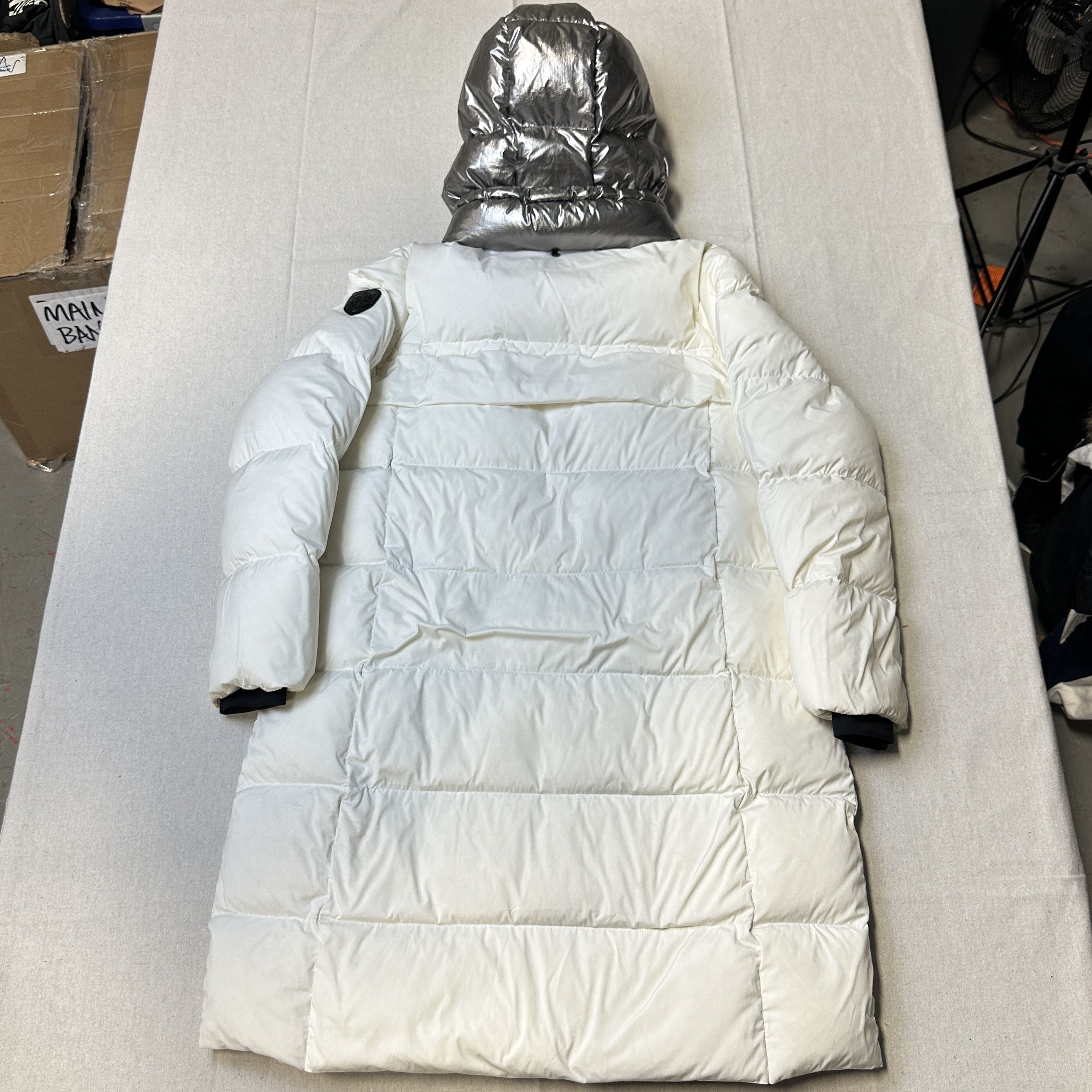 Rudsak Vintage Rudsak Metallic Hood White Puffer Coat Size M Womens Size M / US 6-8 / IT 42-44 - 10 Thumbnail