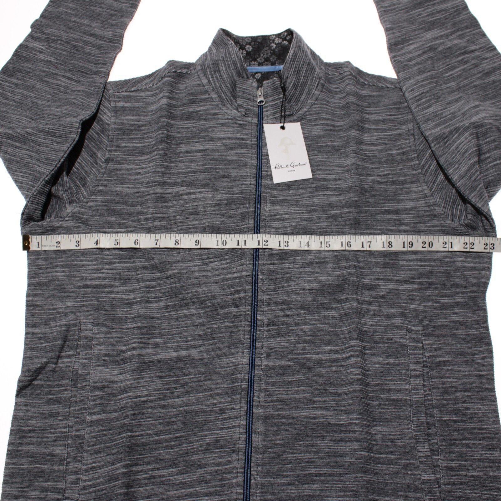 Robert Graham Robert Graham Sweater Size US L in Gray Size US L / EU 52-54 / 3 - 4 Thumbnail