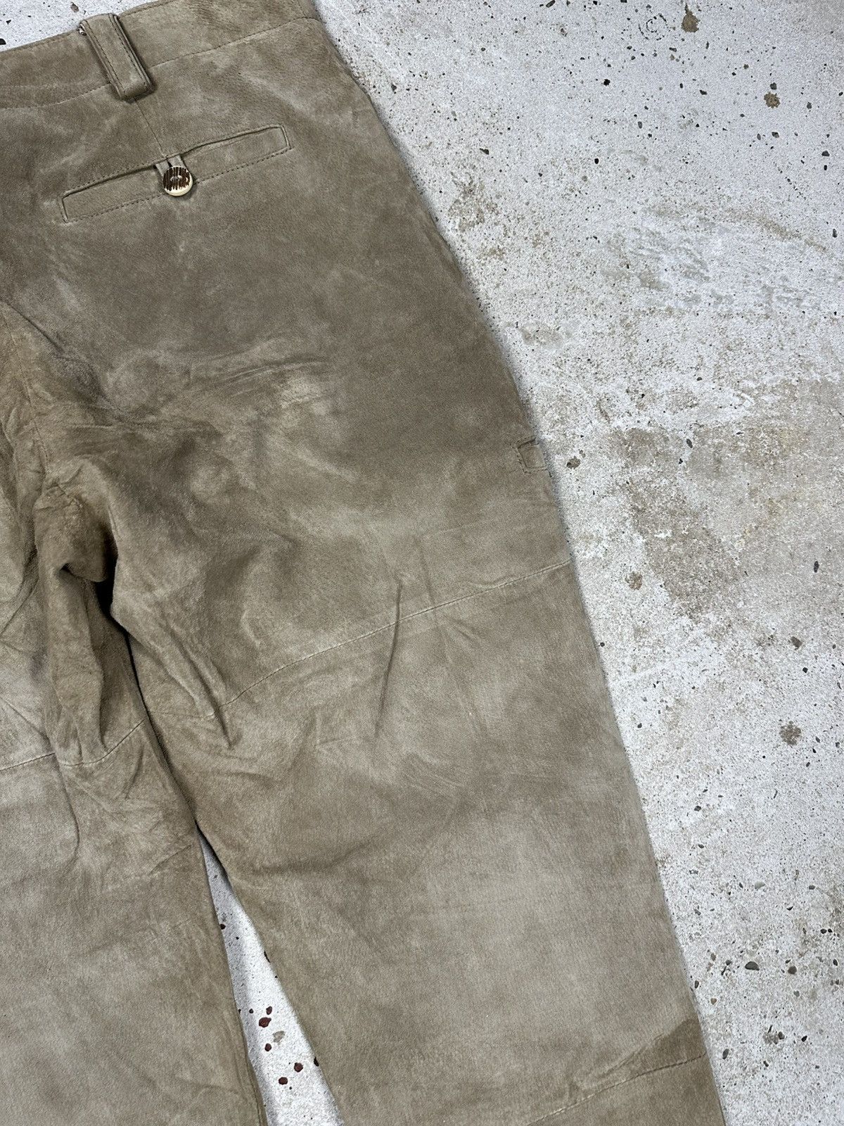 Genuine Leather × Vintage Vintage 90s Beige Suede Leather Cargo Pants Size US 36 / EU 52 - 15 Thumbnail