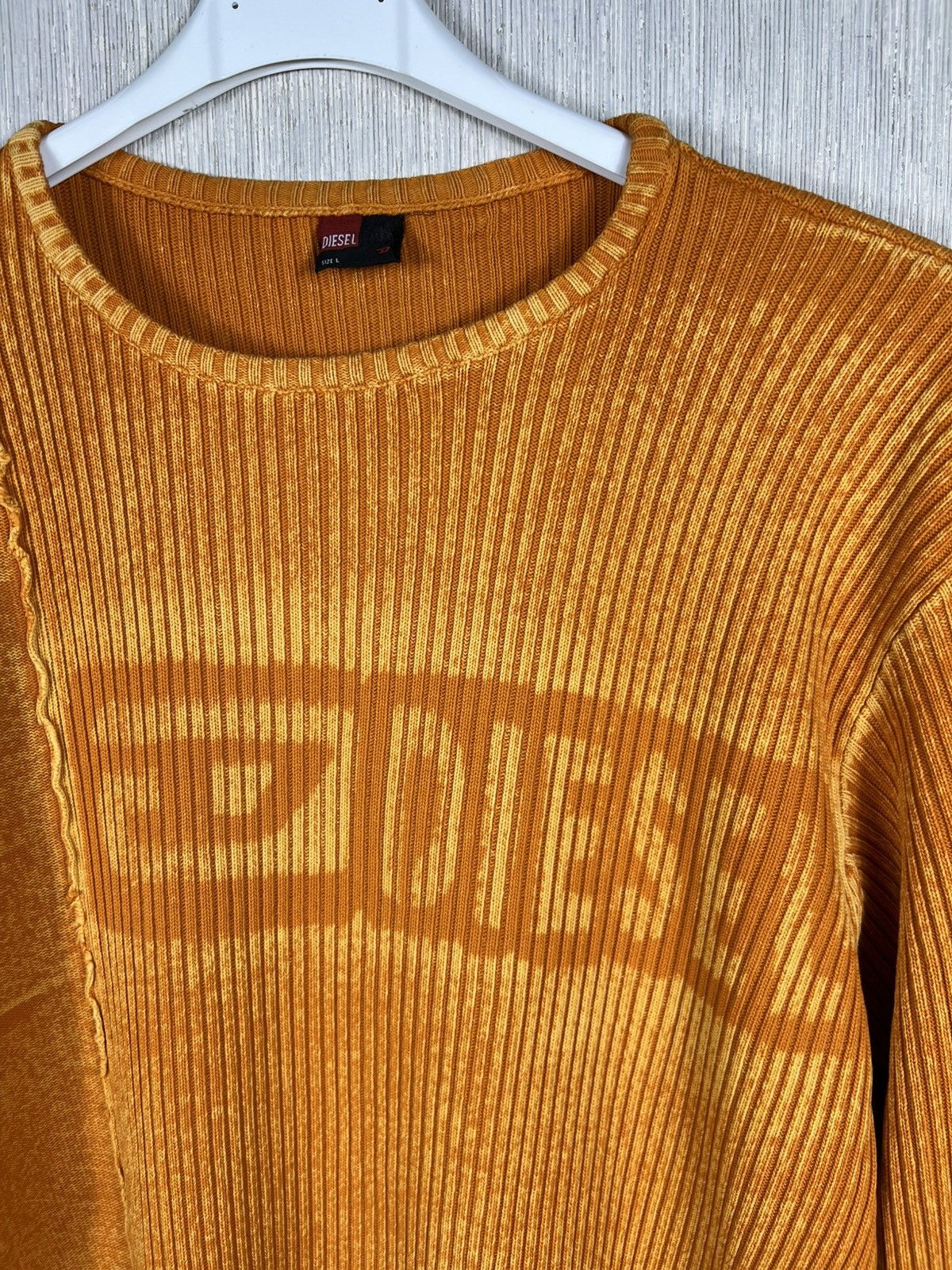 Diesel Vintage 90s Diesel slim knit spray y2k logo sweater ribbed Size US L / EU 52-54 / 3 - 6 Thumbnail