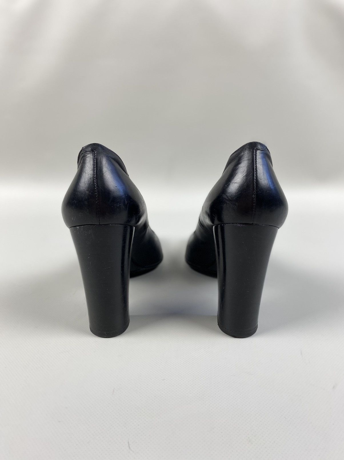 Marc Jacobs Marc by Marc Jacobs ladies leather heels shoes size 39 1/2 Size US 9.5 / IT 39.5 - 9 Thumbnail