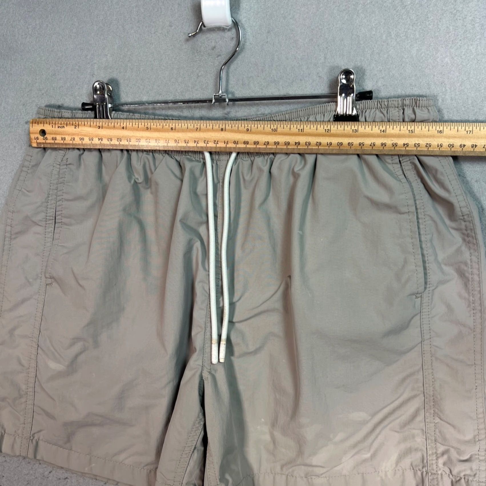 CLOT Vintage Standard Cloth Mens Swim Shorts Beige Nylon Activewear Size Medium Size US 31 - 5 Thumbnail