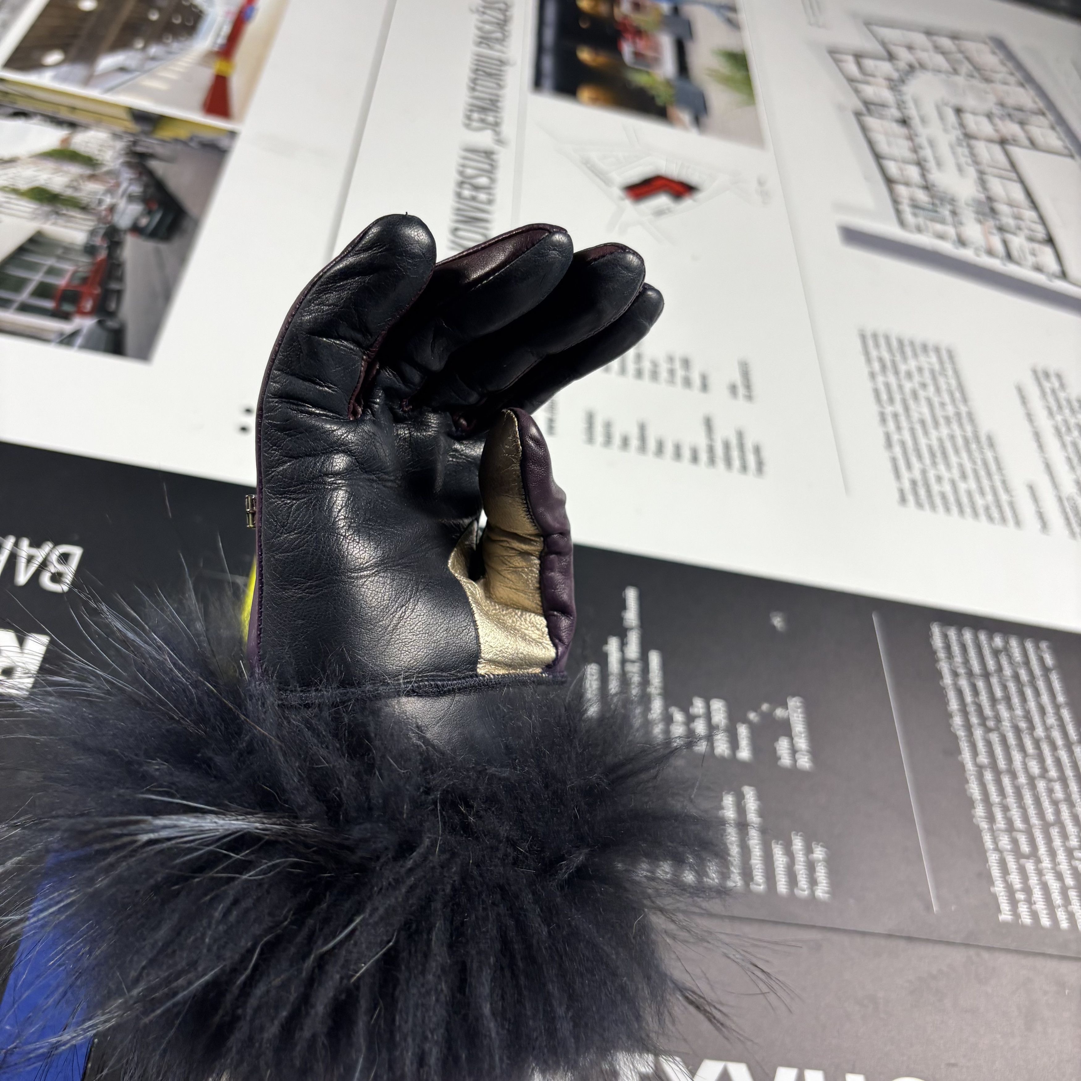 Sportmax SportMax Gloves Size ONE SIZE - 4 Thumbnail