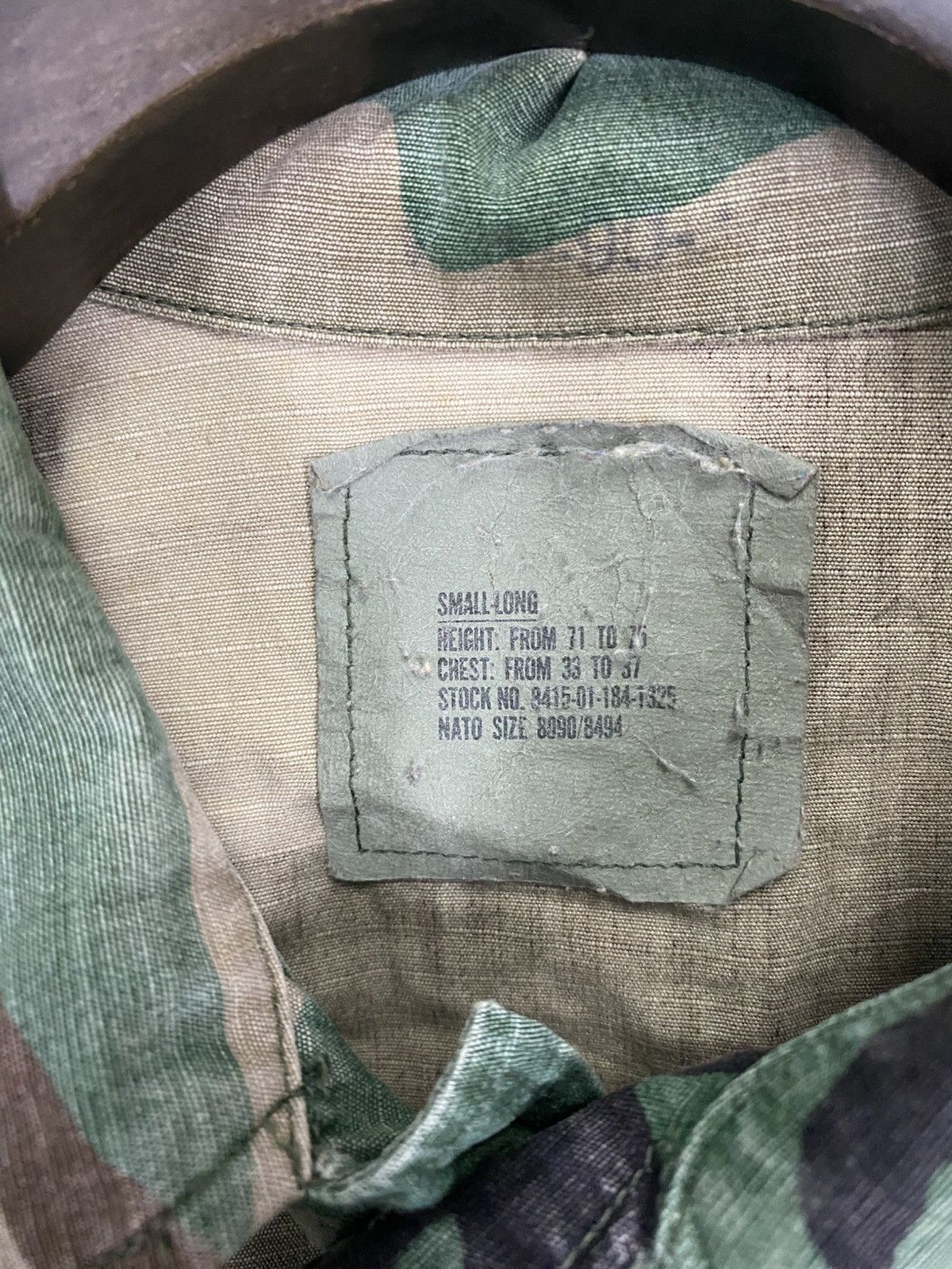 Vintage Vintage 80s usmc army camo jacket distressed Size US M / EU 48-50 / 2 - 9 Thumbnail