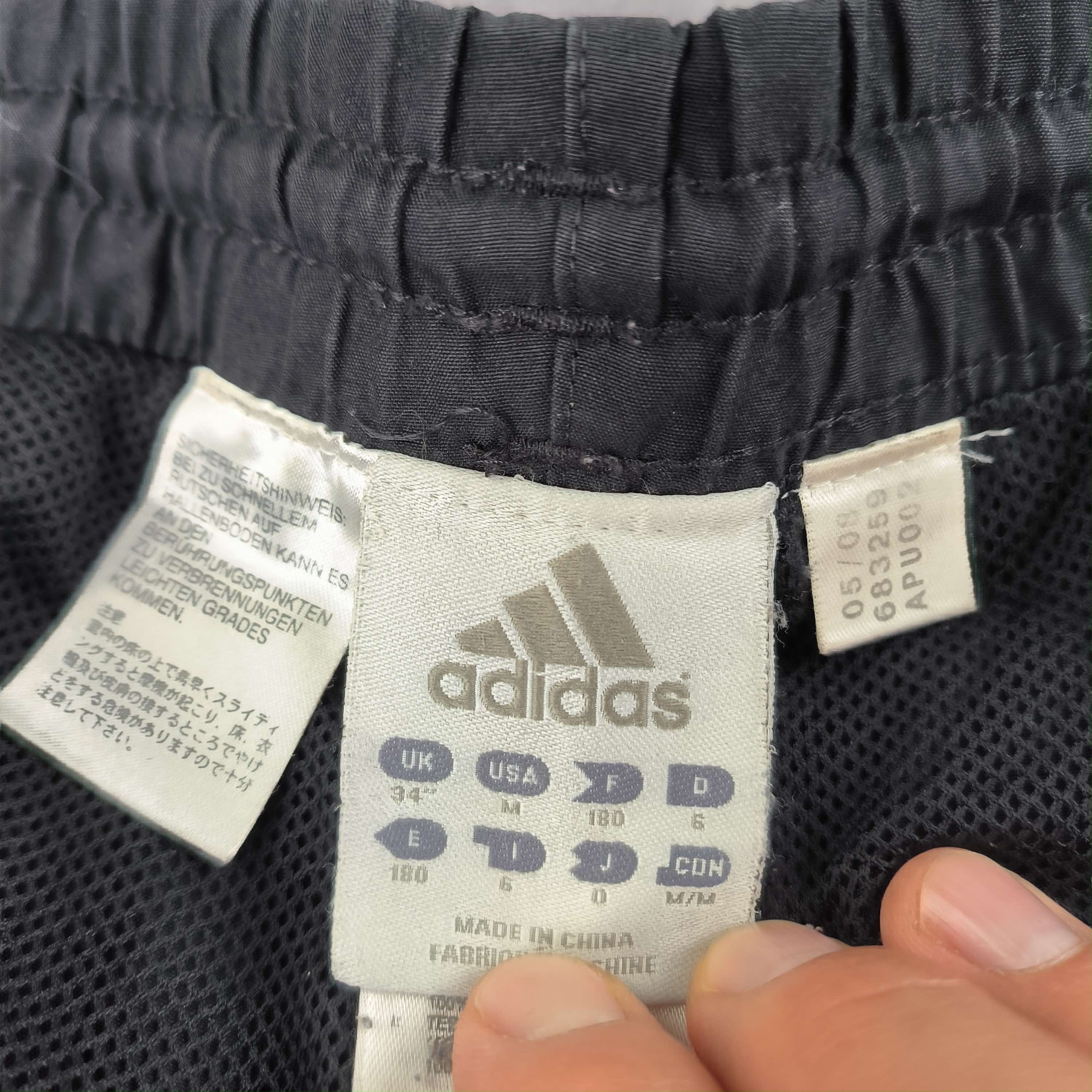 Adidas Chelsea 2009 Adidas football pants size M Size US 32 / EU 48 - 5 Thumbnail
