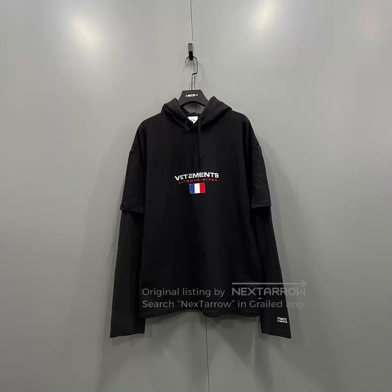 Vetements VETEMENTS Logo Embroidered Fake Two-Piece Hoodie Size US XS / EU 42 / 0 - 1 Thumbnail
