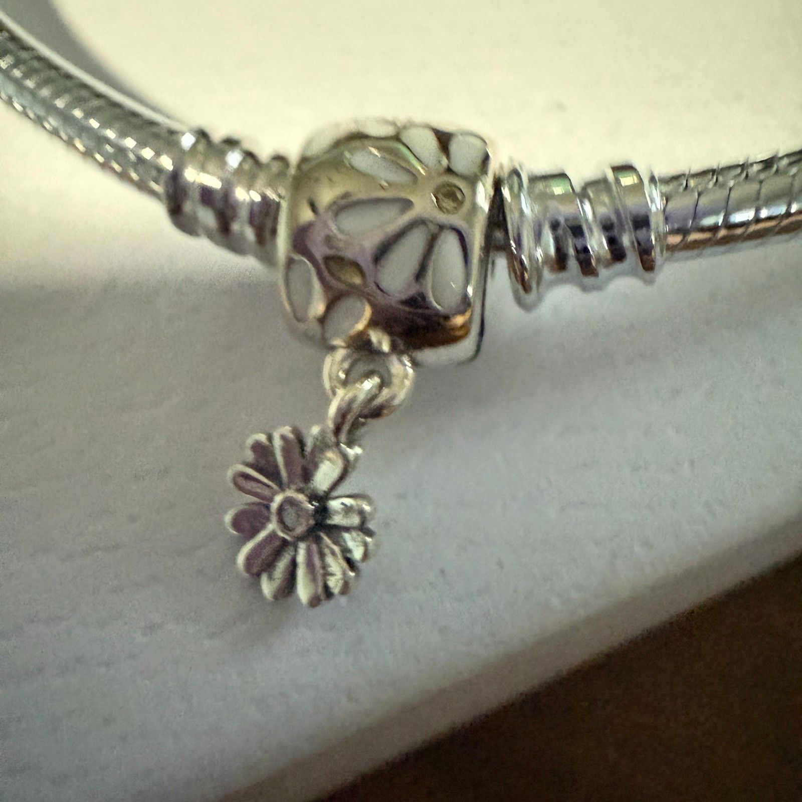 pandora Authentic Pandora Sterling Silver Darling Daisy Chain Bracel Size ONE SIZE - 4 Thumbnail